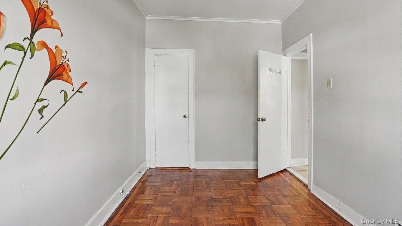 2977 Harding Avenue thumbnail 16