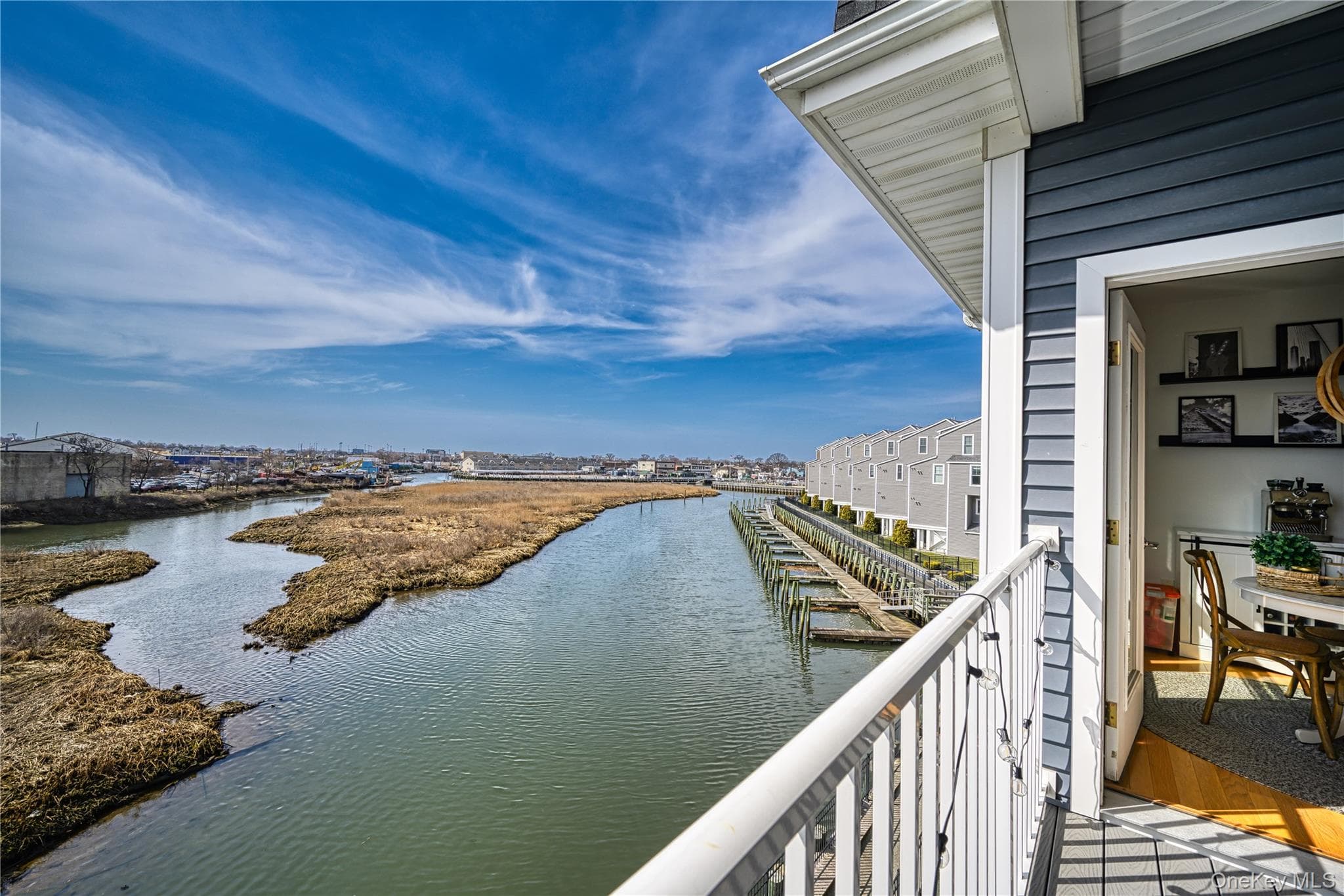 228 Marina Pointe Drive thumbnail 2