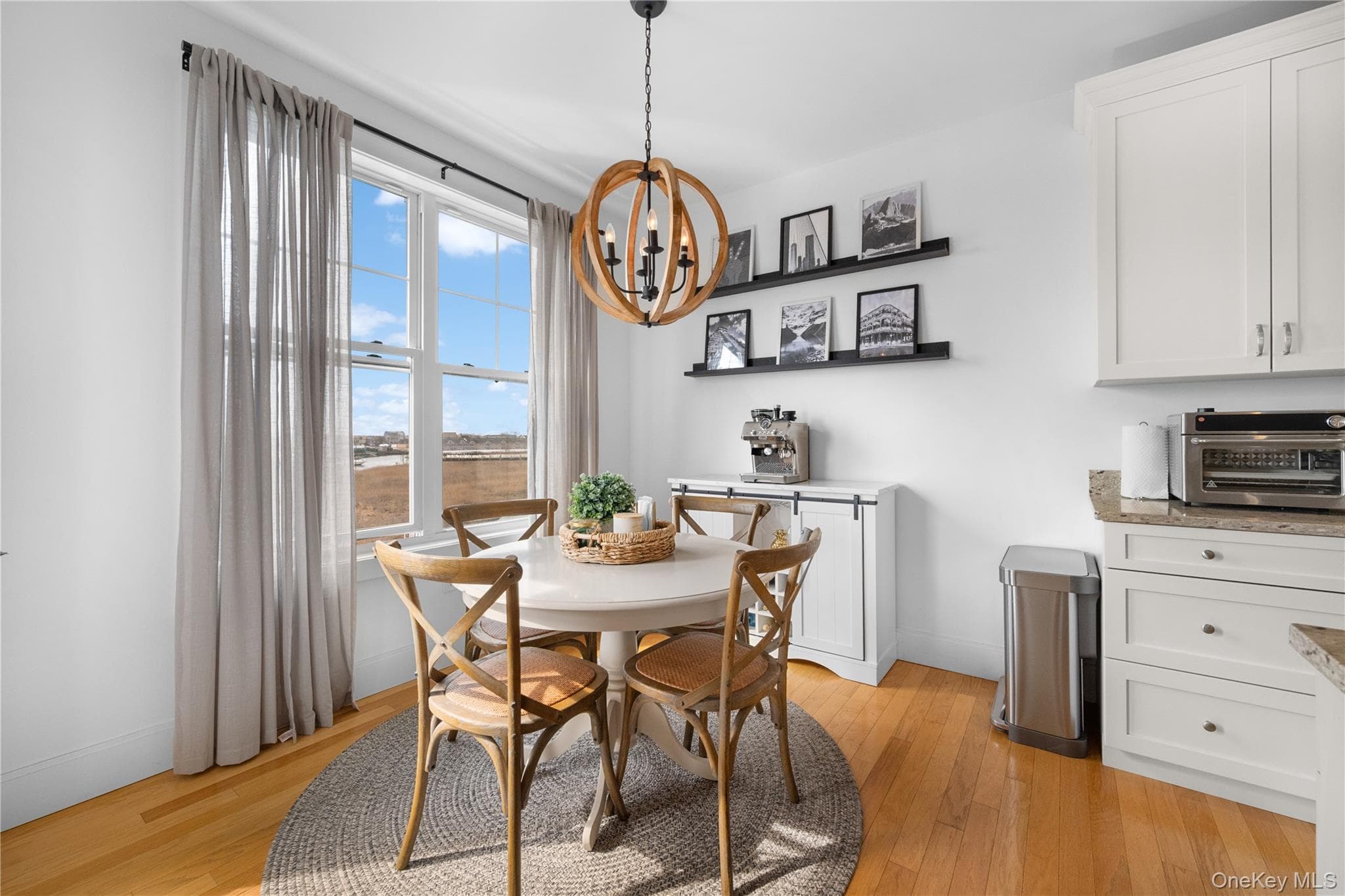 228 Marina Pointe Drive thumbnail 8
