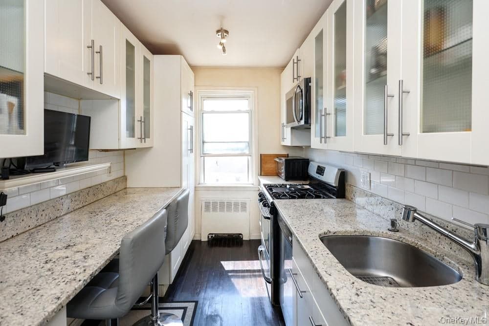 71-11 252 Street Unit: 195B thumbnail 14
