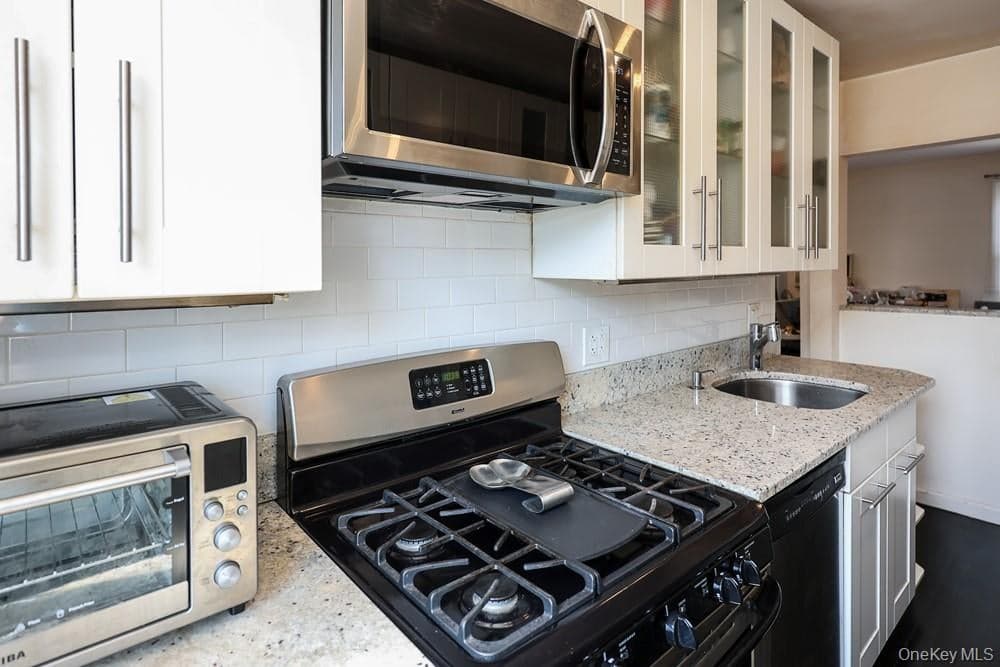 71-11 252 Street Unit: 195B thumbnail 15