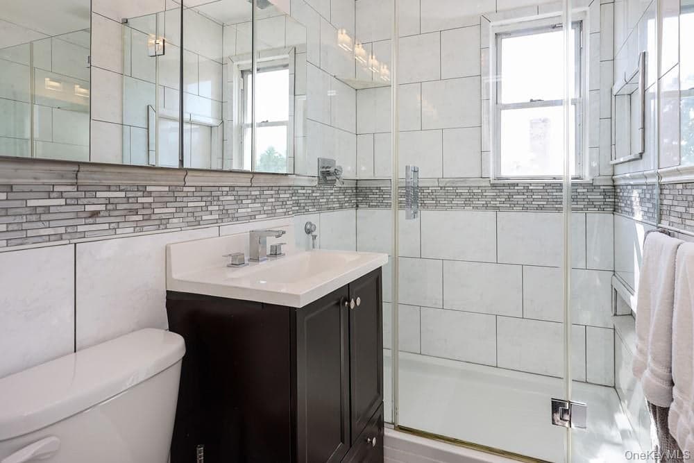 71-11 252 Street Unit: 195B thumbnail 2