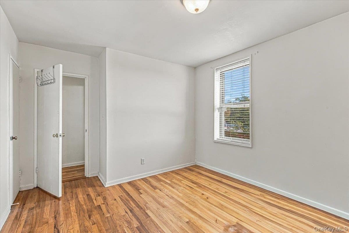 3815 149th Street Unit: 4L thumbnail 17