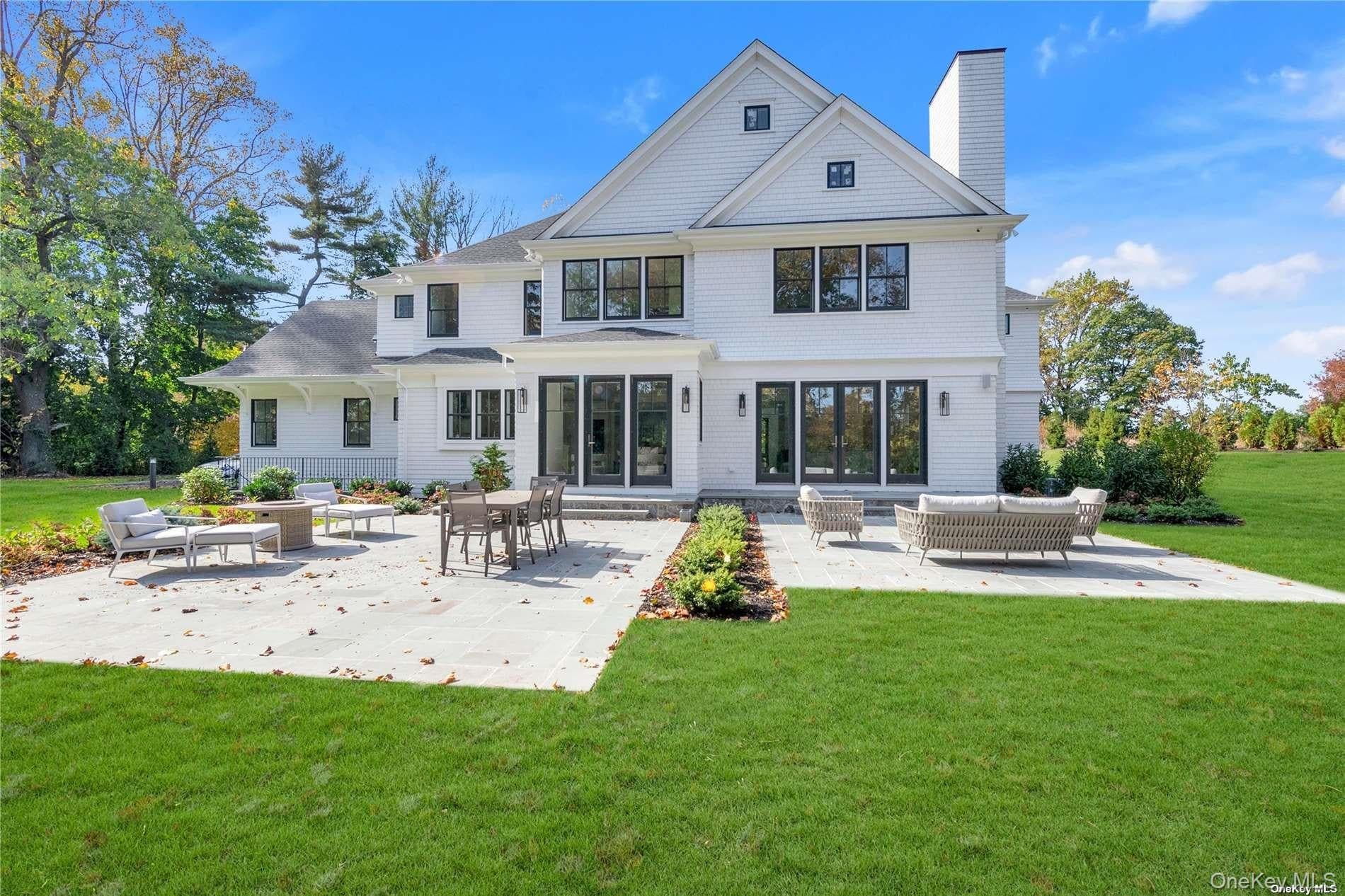36 Cow Neck Road thumbnail 41