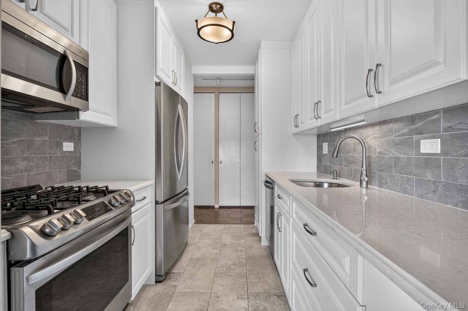 27110 Grand Central Parkway Unit: 29S thumbnail 9