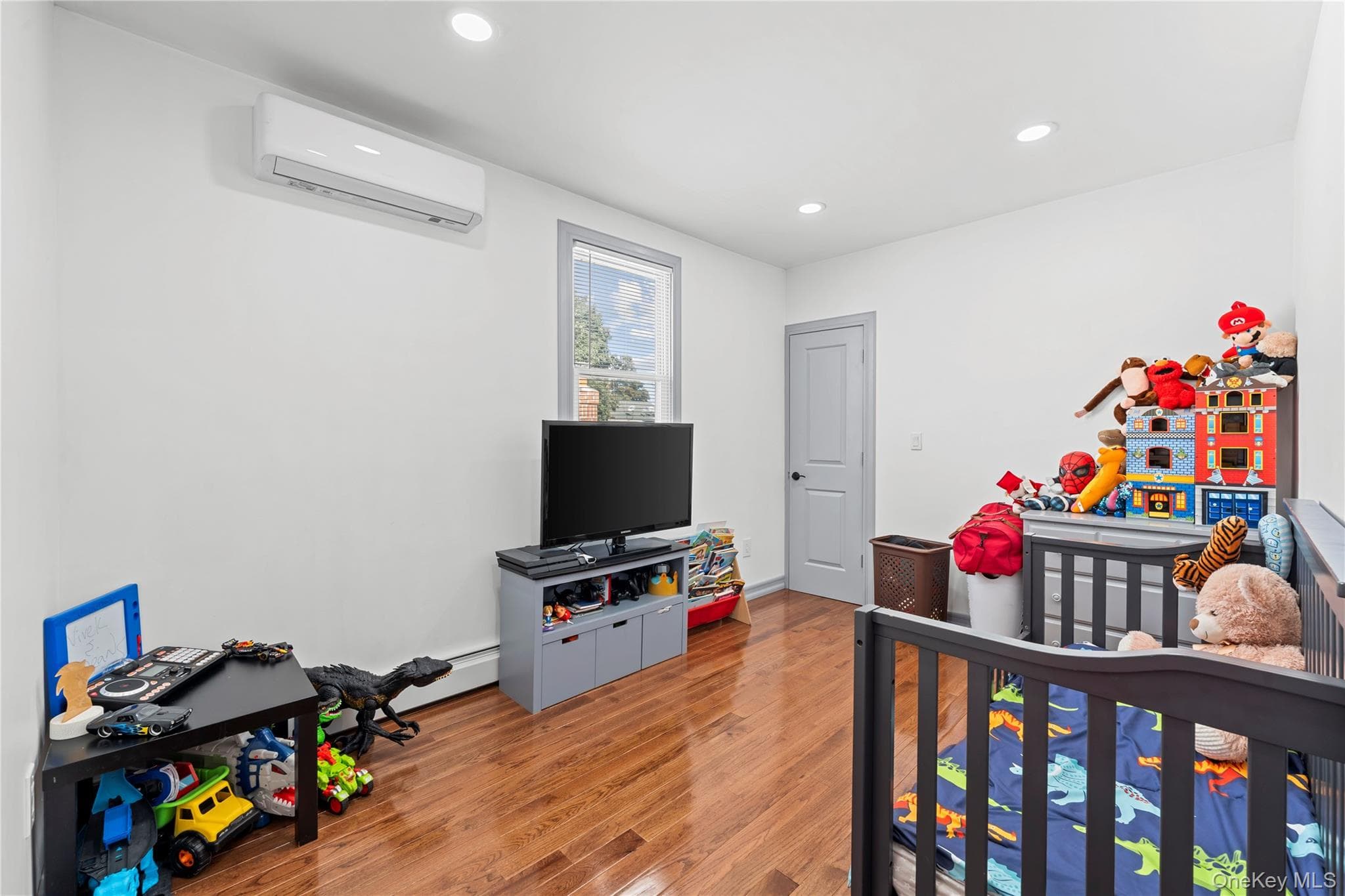 111-35 166th Street thumbnail 18