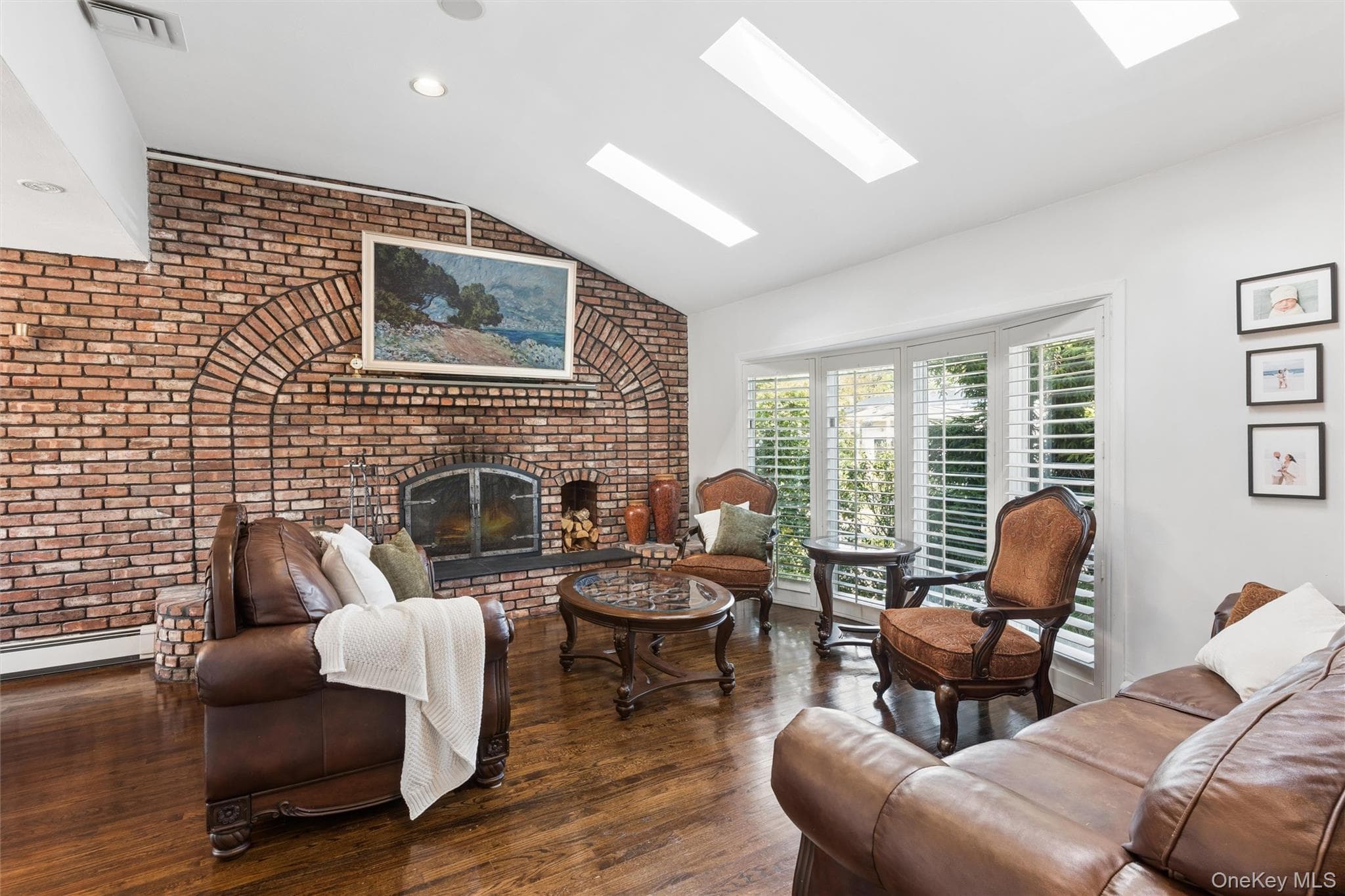 1650 James Street thumbnail 10