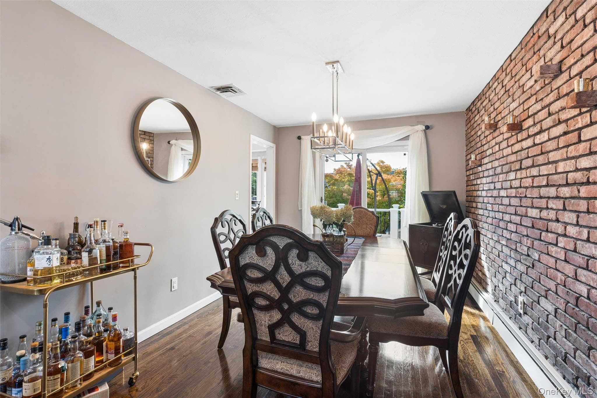 1650 James Street thumbnail 13