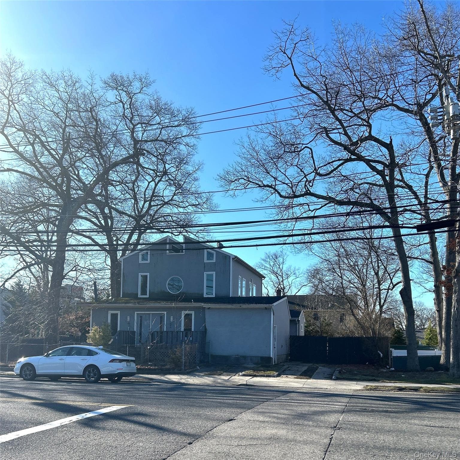 90 Jerusalem Avenue thumbnail 3