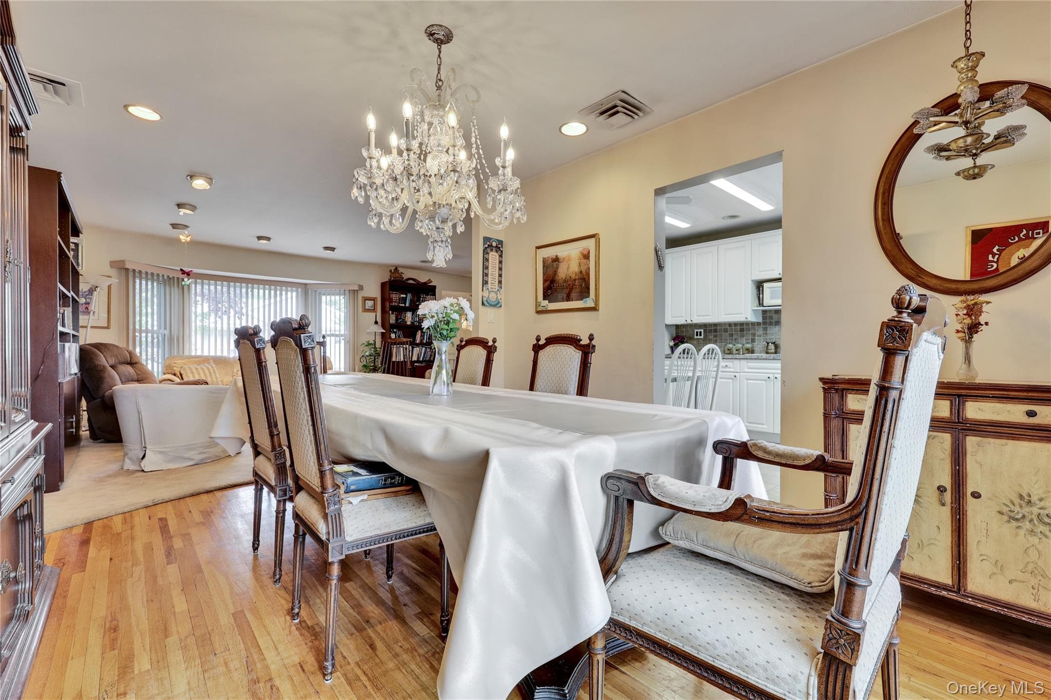 22 Woodmere Boulevard thumbnail 10