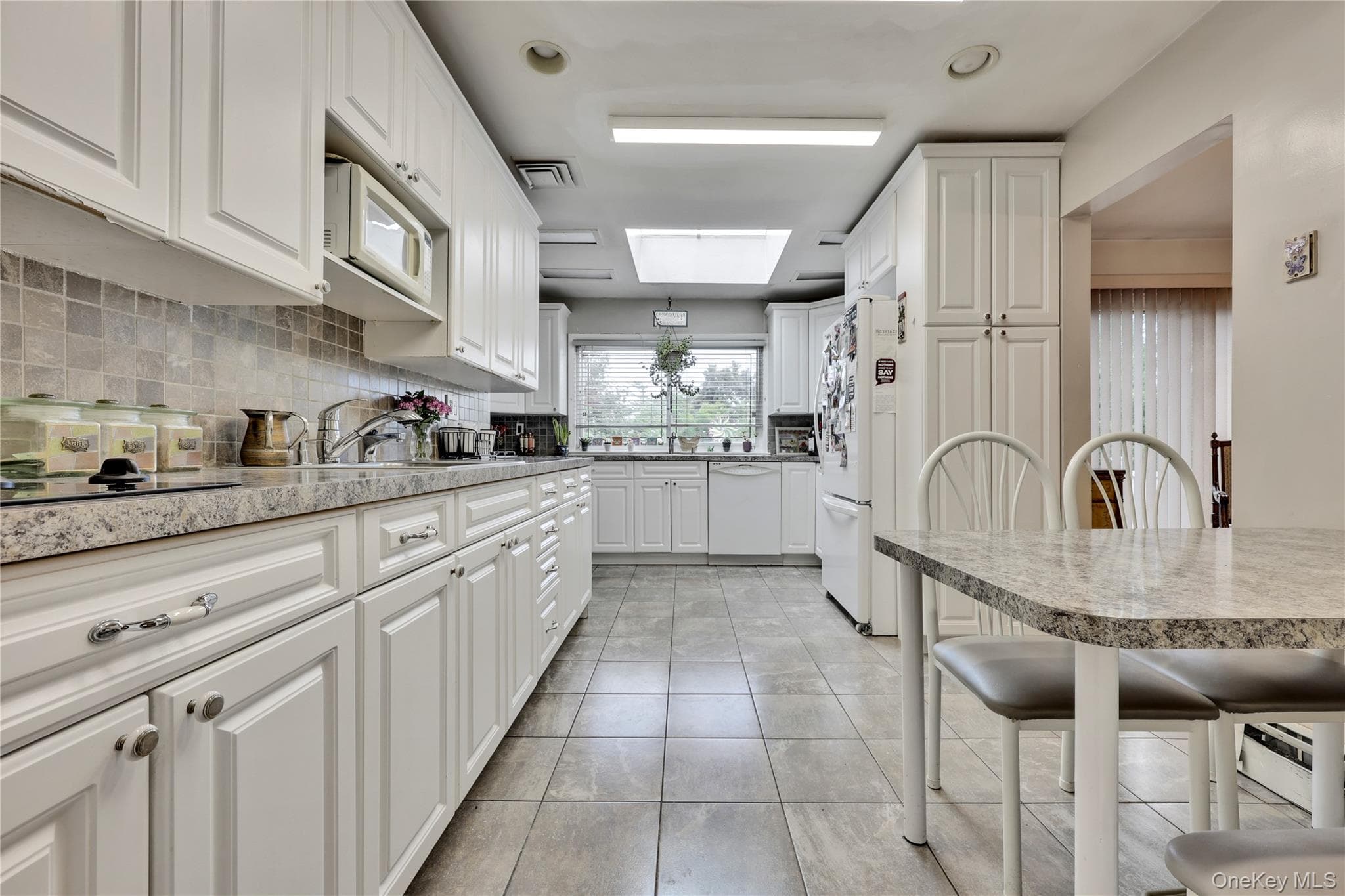 22 Woodmere Boulevard thumbnail 11