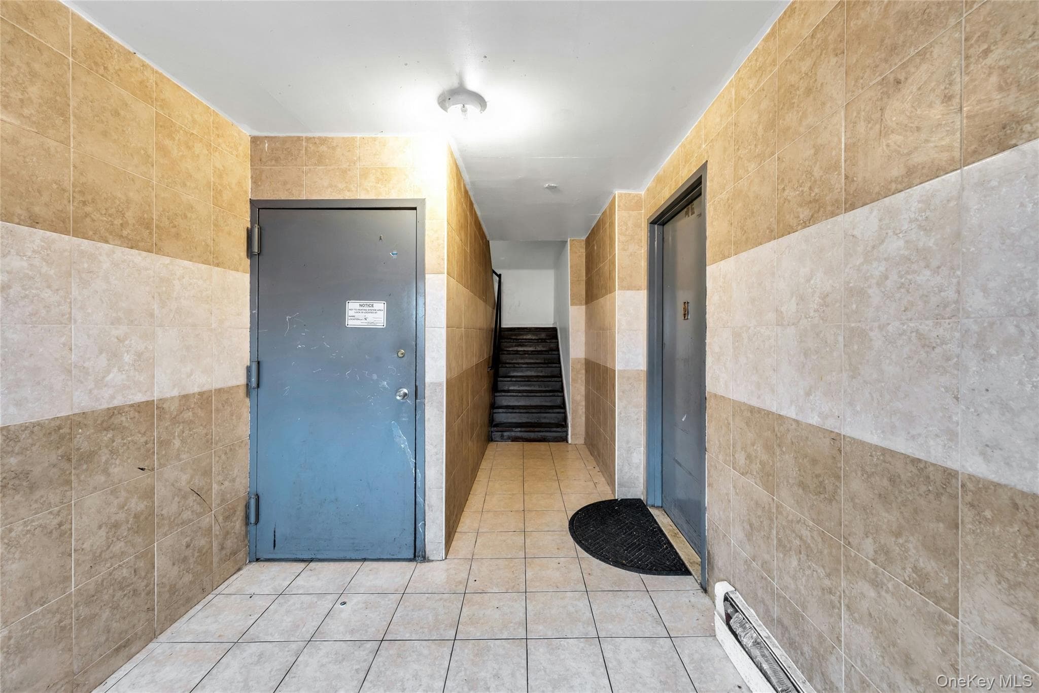 102-18 Radcliff Avenue thumbnail 34