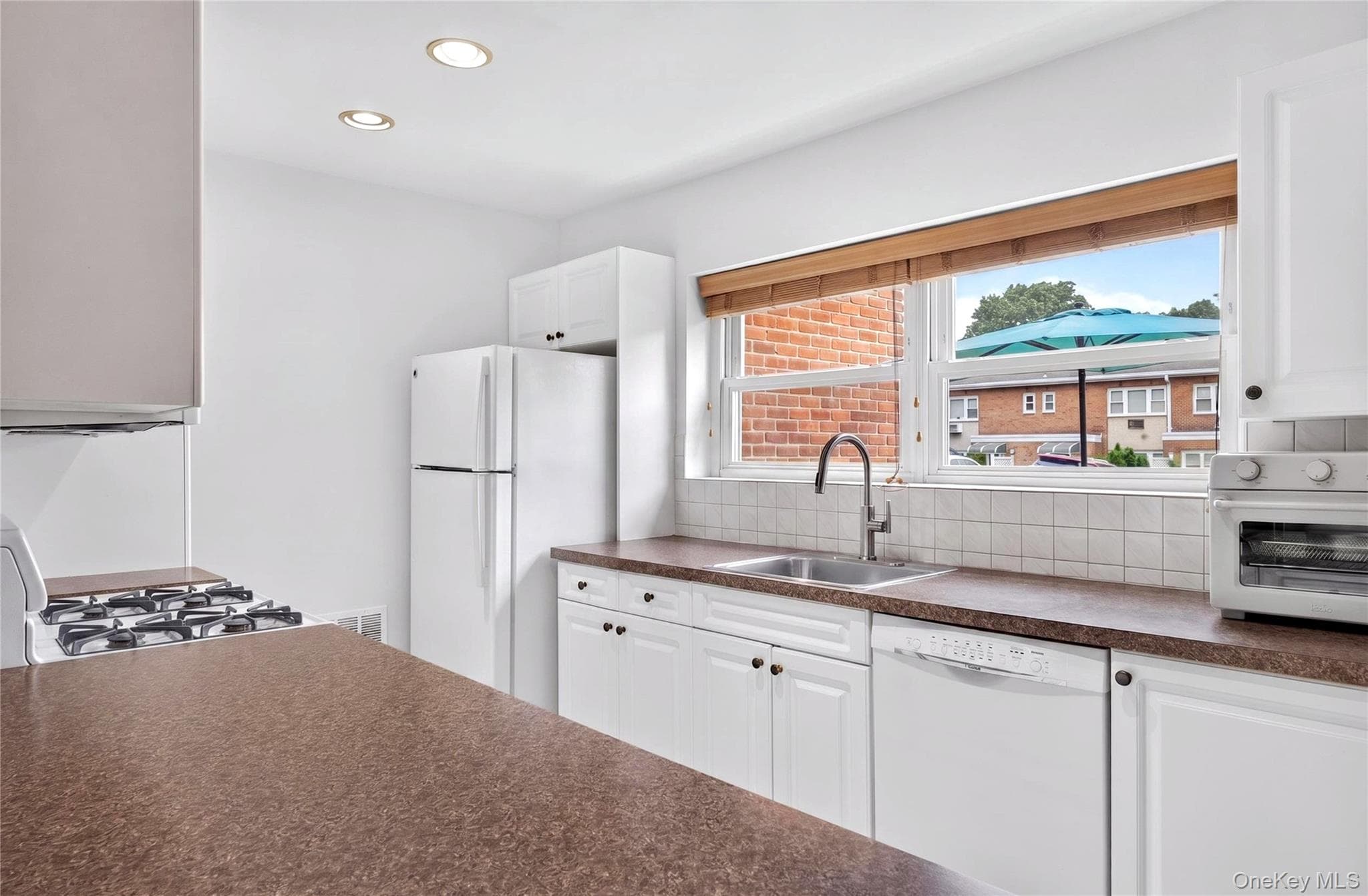 671 Pelham Road Unit: D9 thumbnail 5