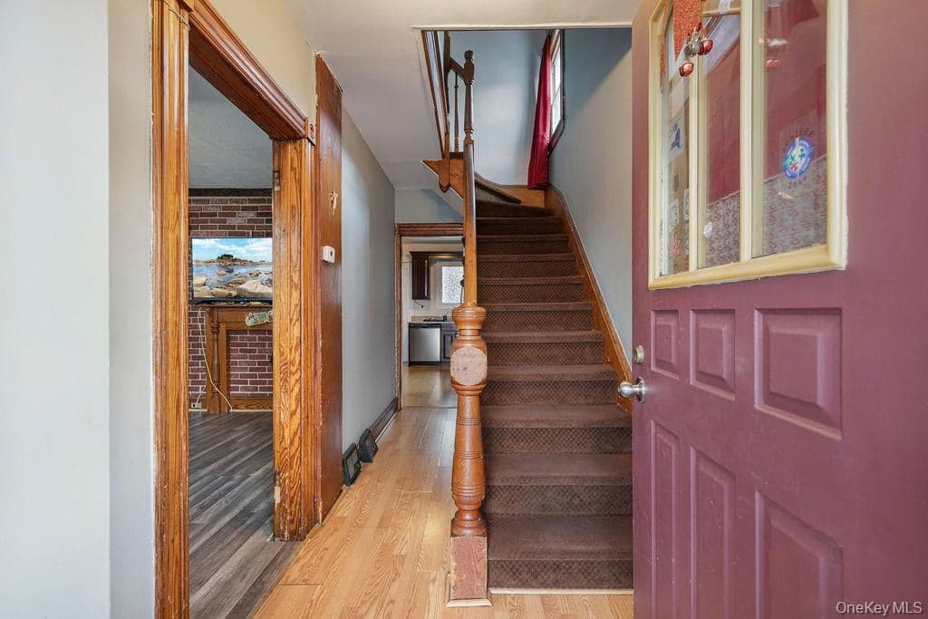 165 Gurnee Avenue thumbnail 4