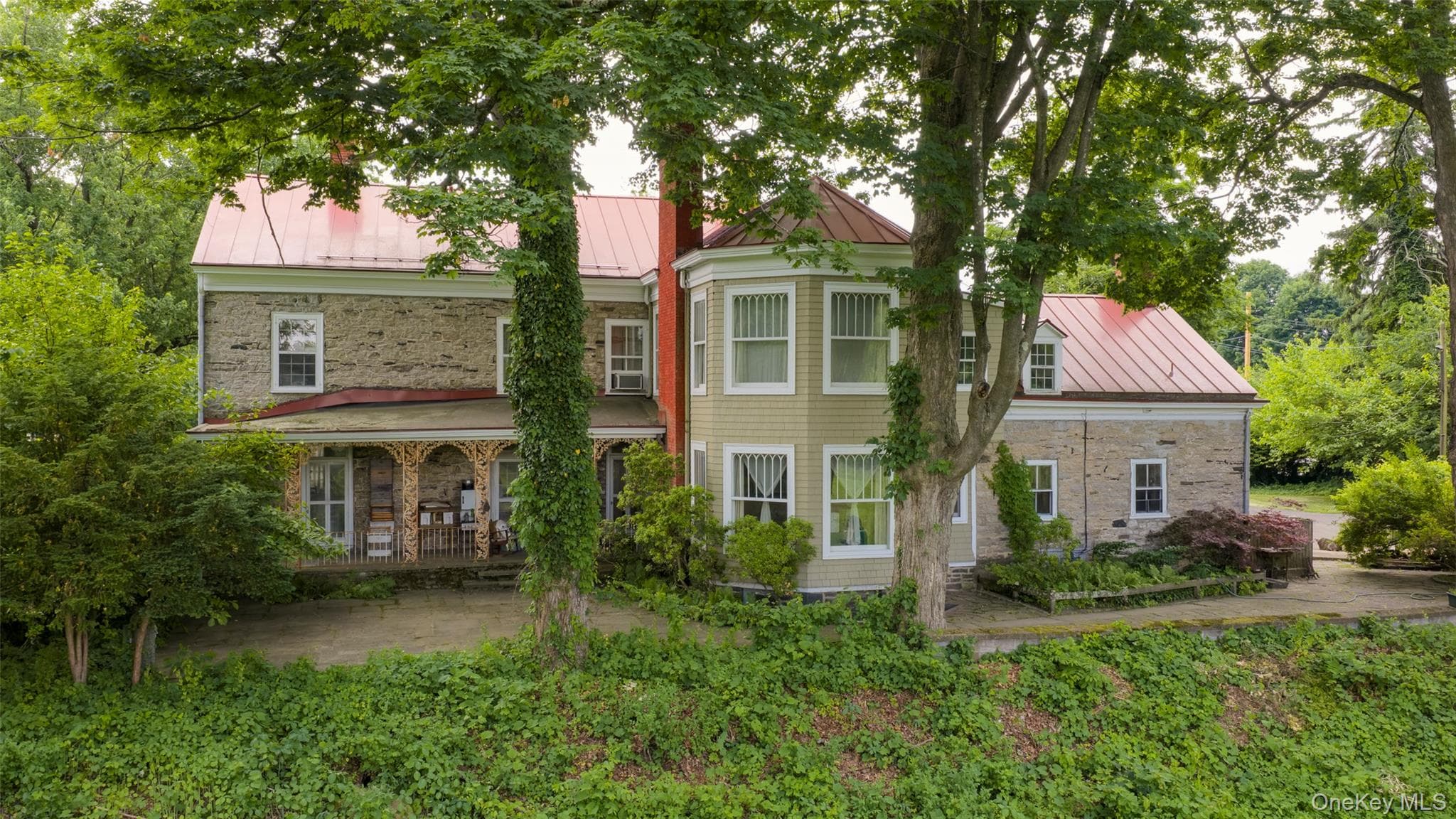 169 Albany Avenue thumbnail 4