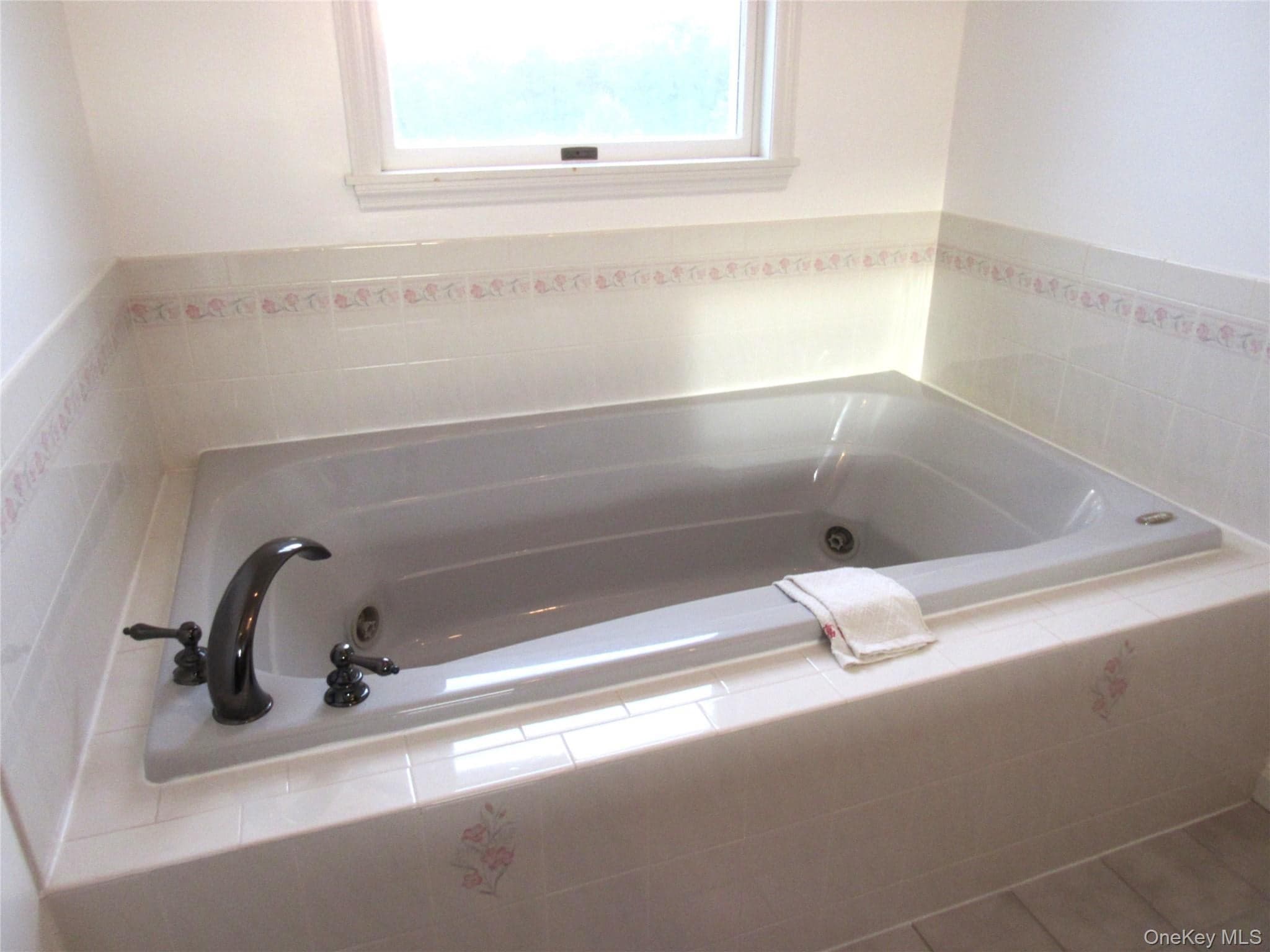 120 Mayfair Road thumbnail 26
