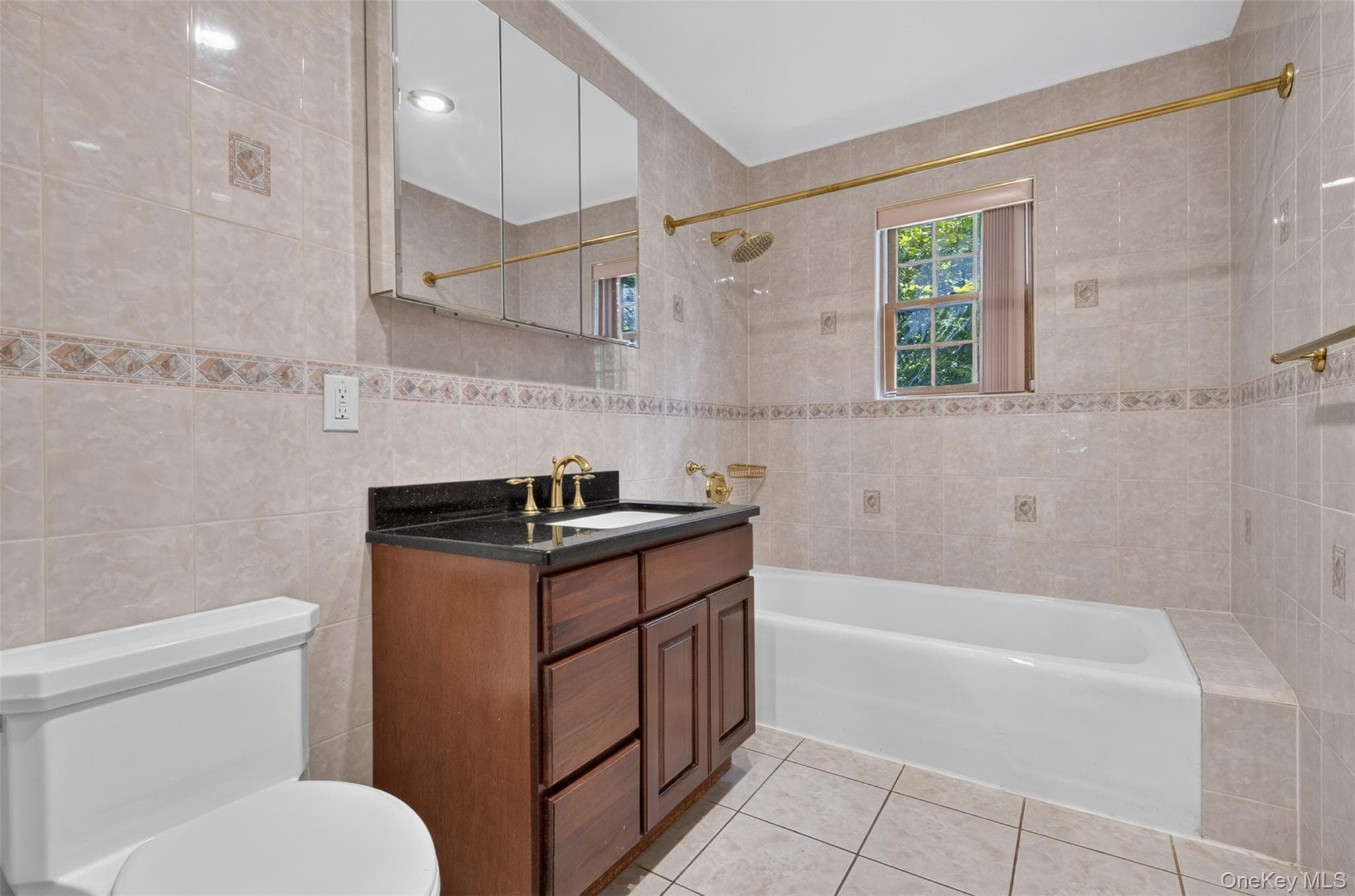 45 Yennicock Avenue thumbnail 19