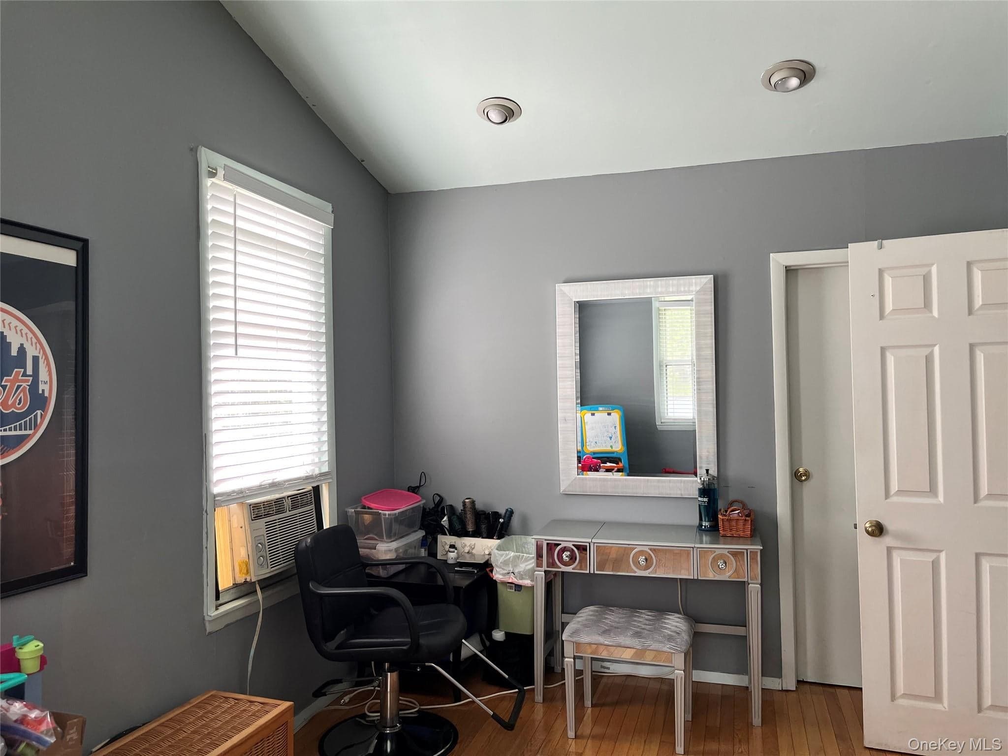 7 Squires Avenue thumbnail 22