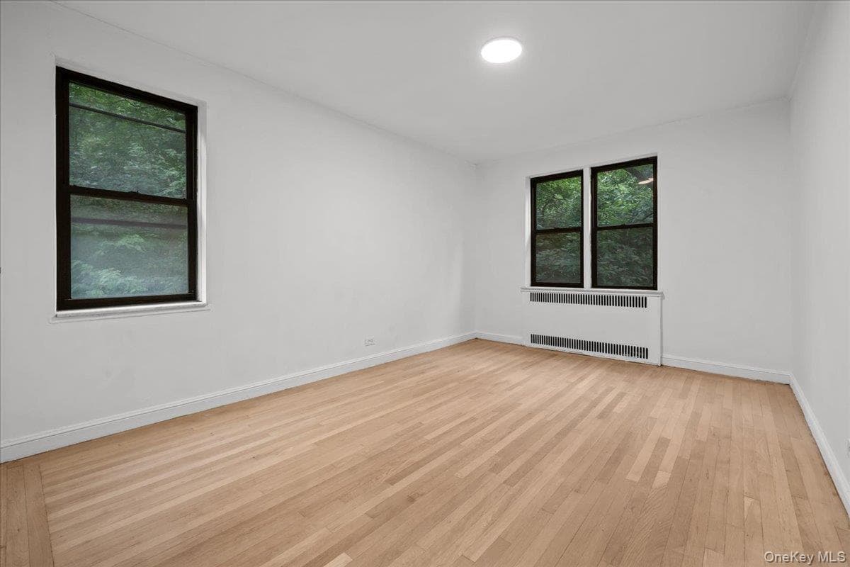3017 Riverdale Avenue Unit: 5J thumbnail 11
