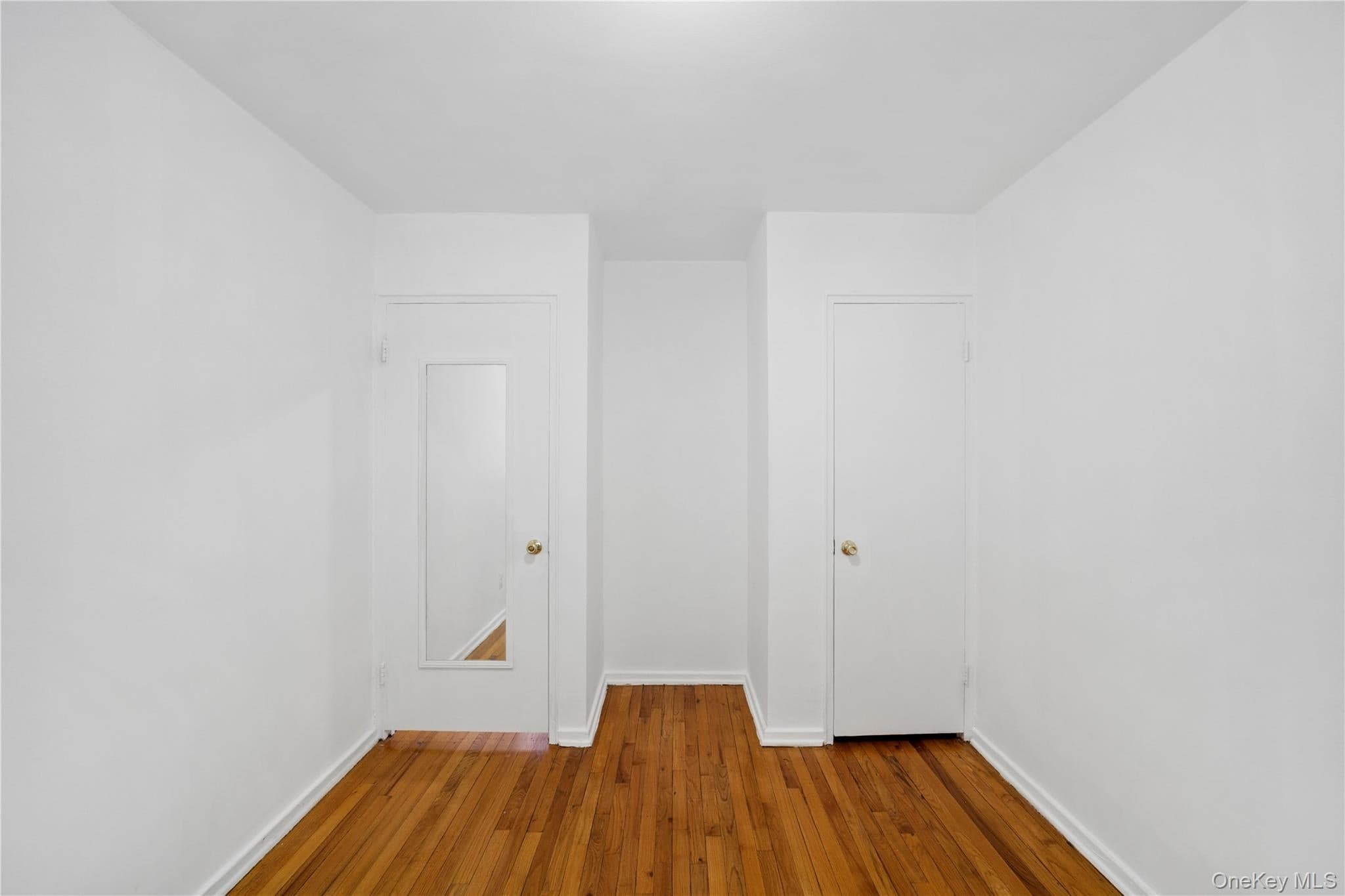 228-14 Stronghurst Avenue Unit: Upper thumbnail 12