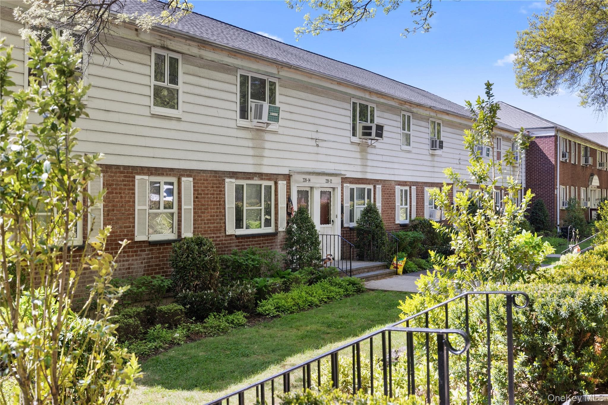 228-14 Stronghurst Avenue Unit: Upper thumbnail 19