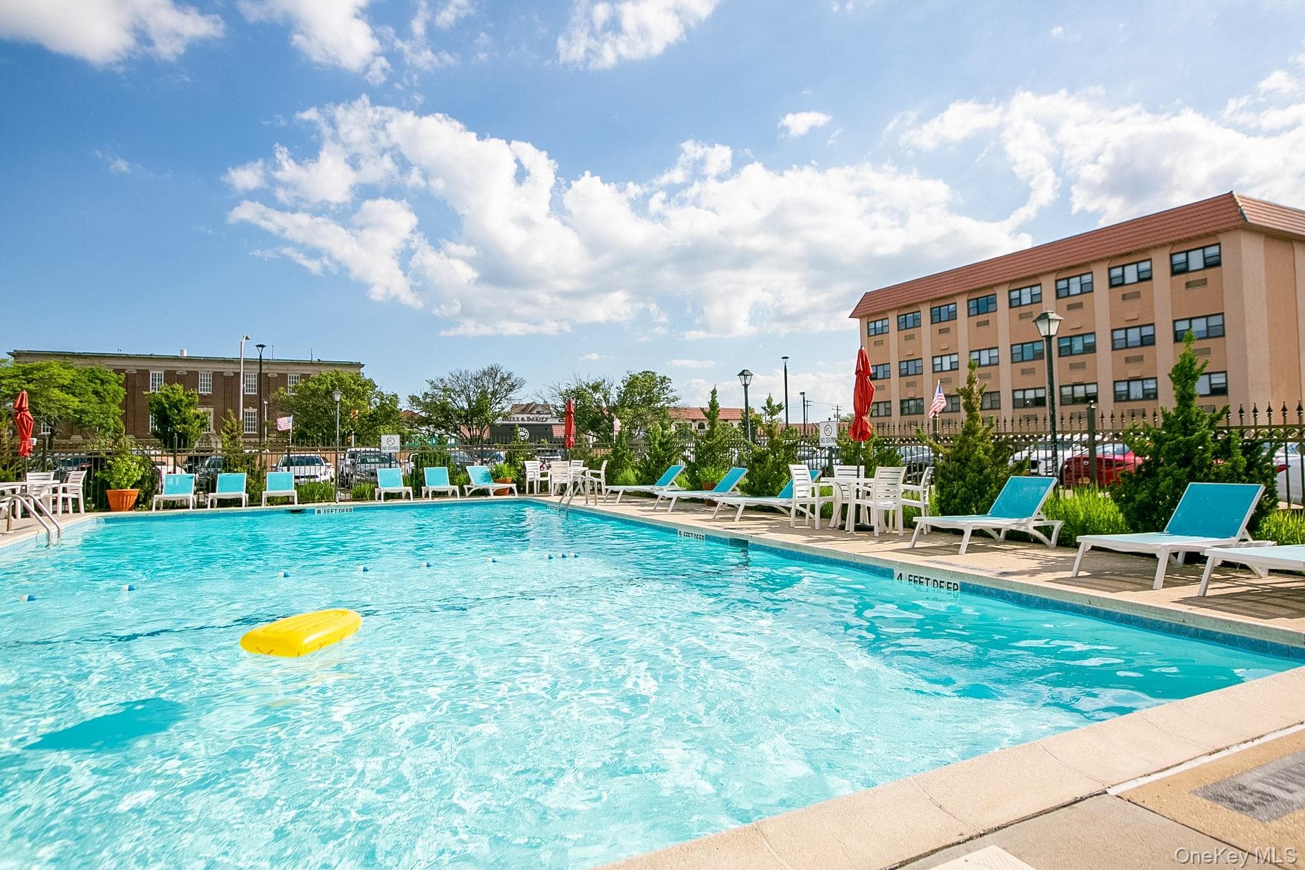 185 W Park Avenue Unit: 316 thumbnail 6