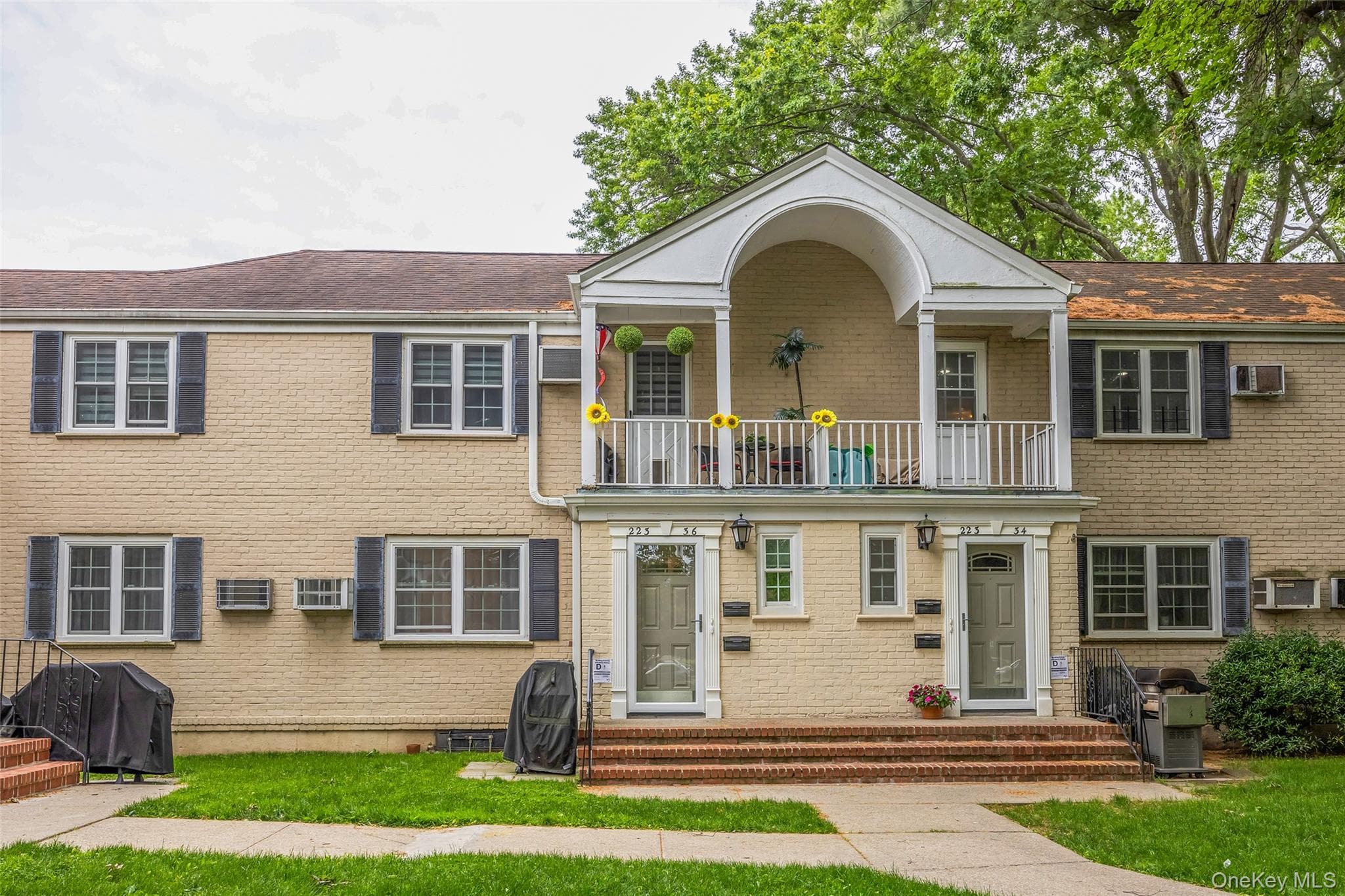 223-36 65th Avenue Unit: 2A, Bayside
