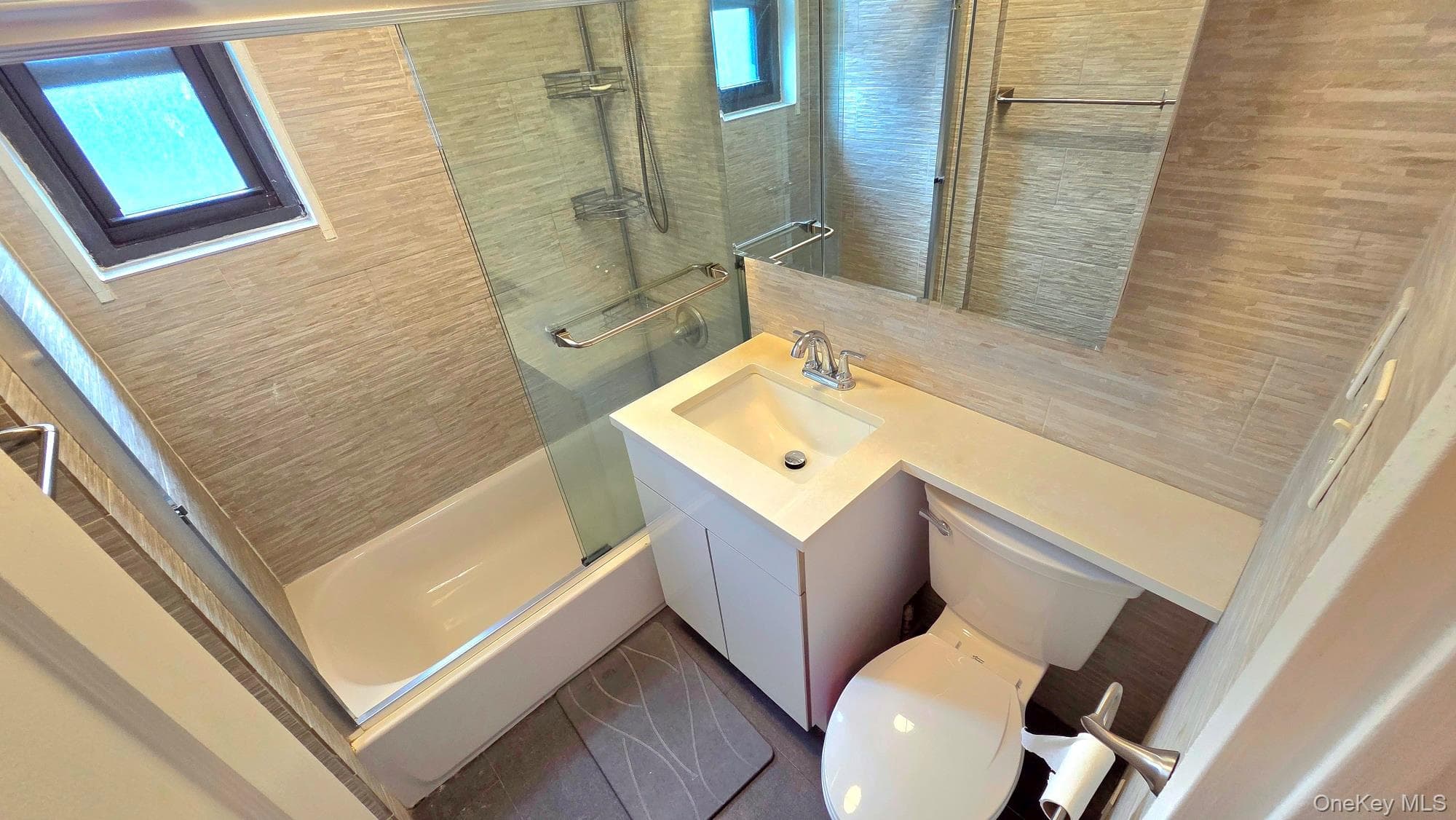 163-70 17th Avenue Unit: Upper Level thumbnail 25