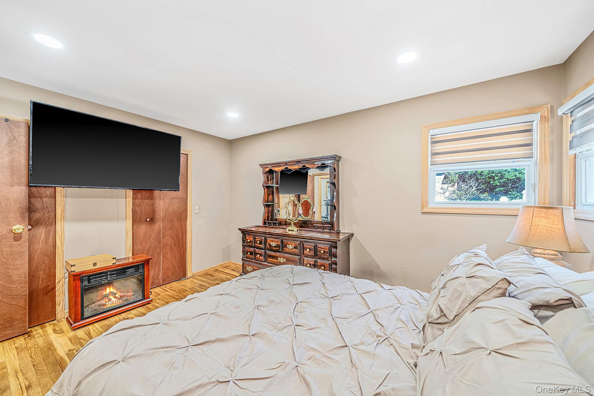 177 N Evergreen Drive thumbnail 25