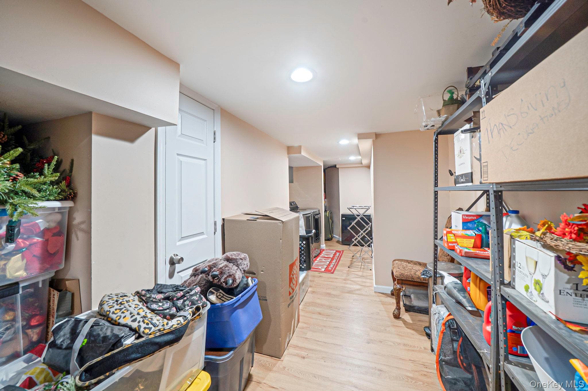 177 N Evergreen Drive thumbnail 29