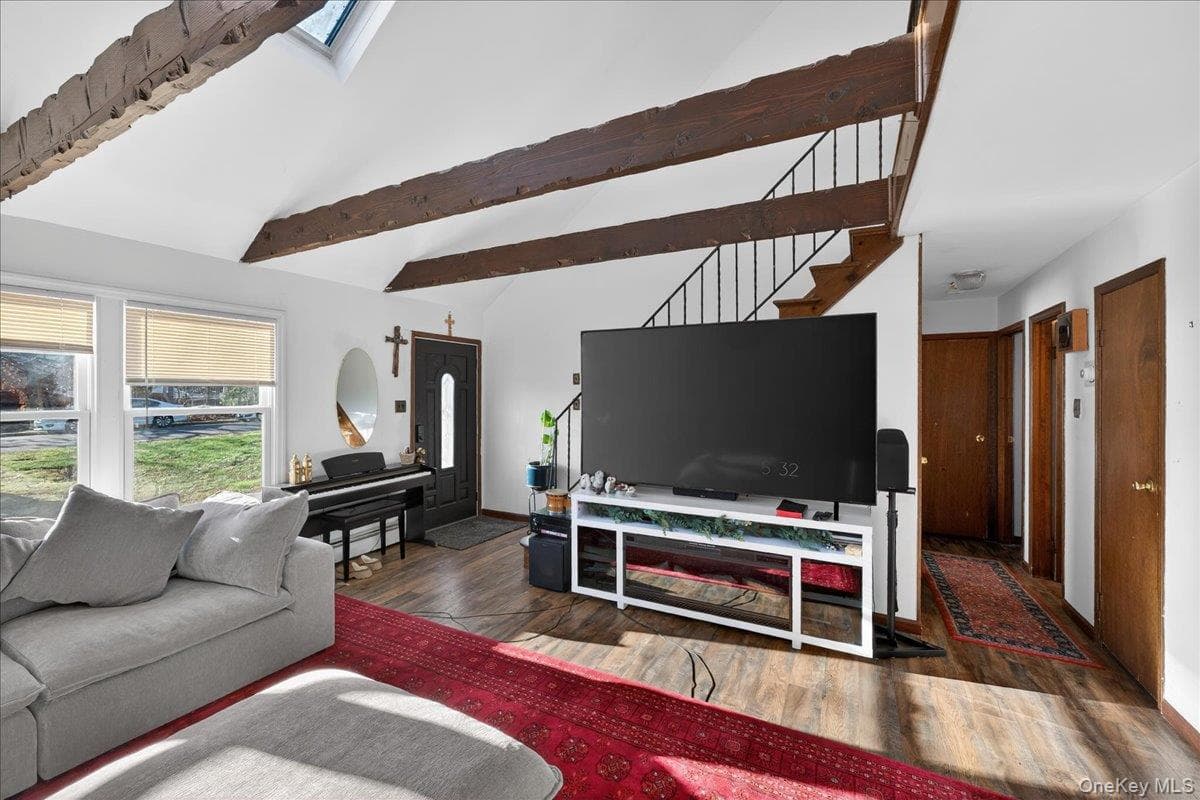 528 Lockwood Drive thumbnail 3