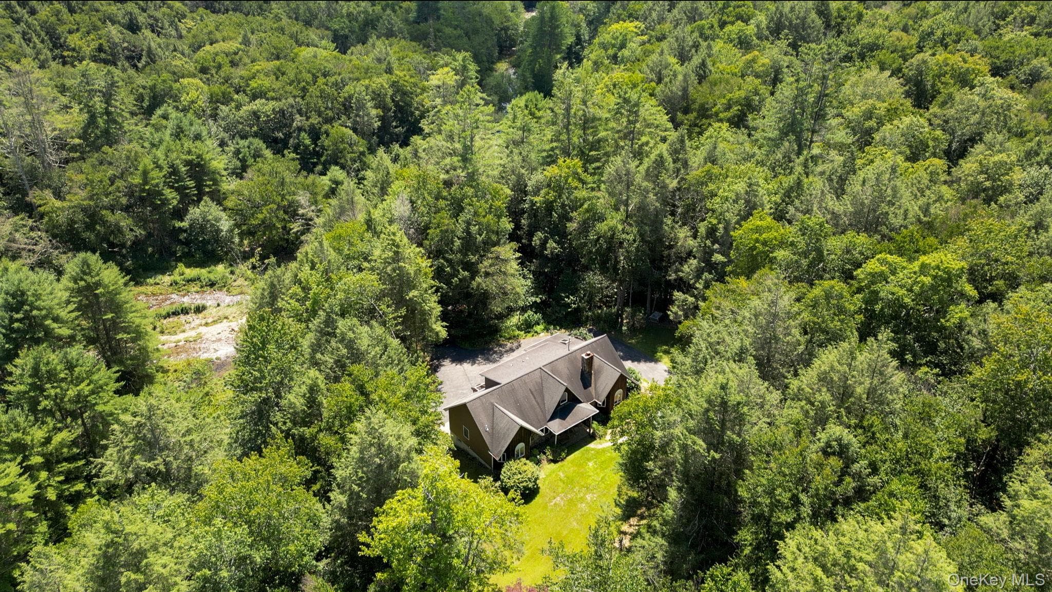 2735 Denning Road thumbnail 2