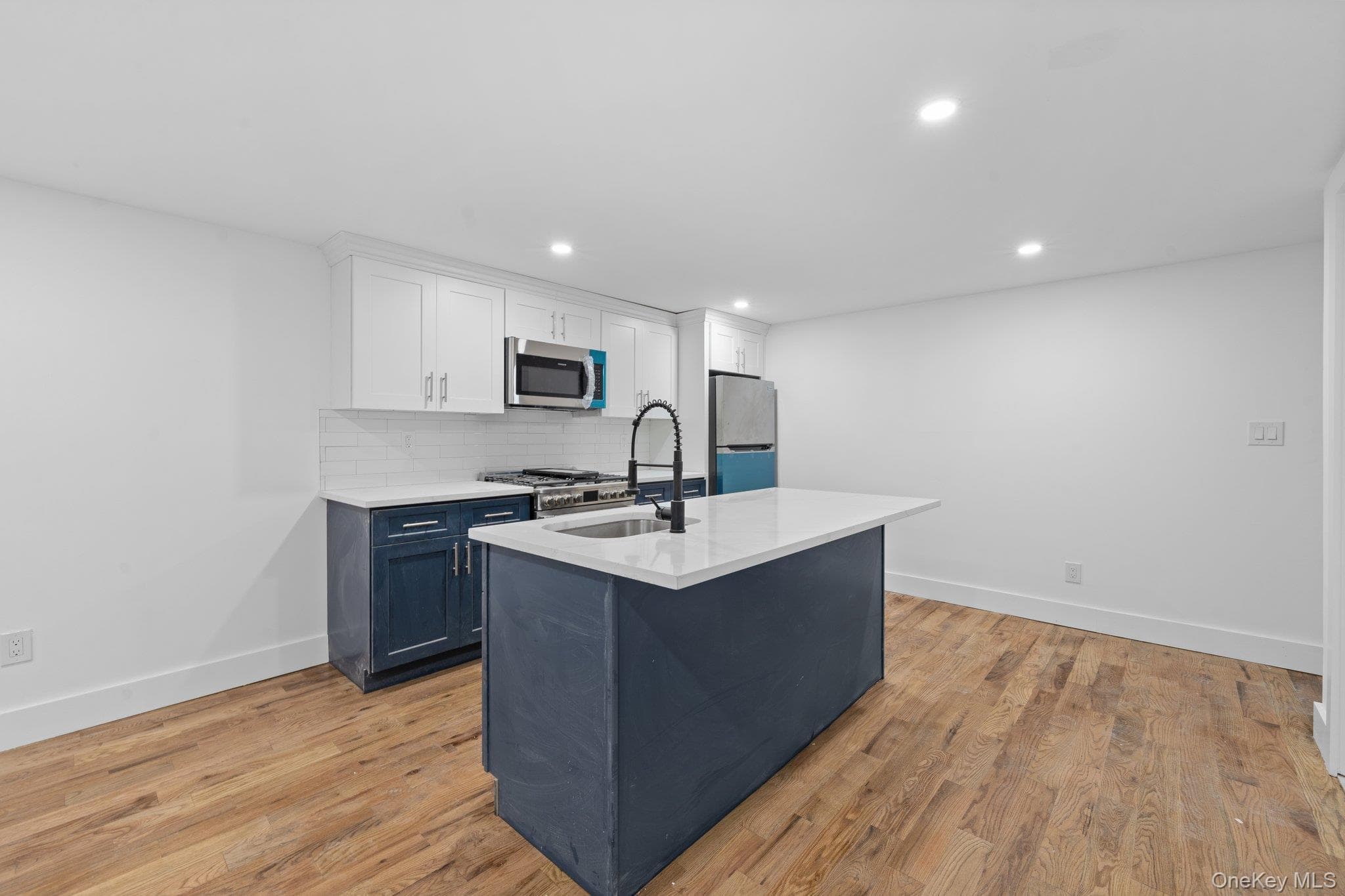 614 Madison Street thumbnail 13