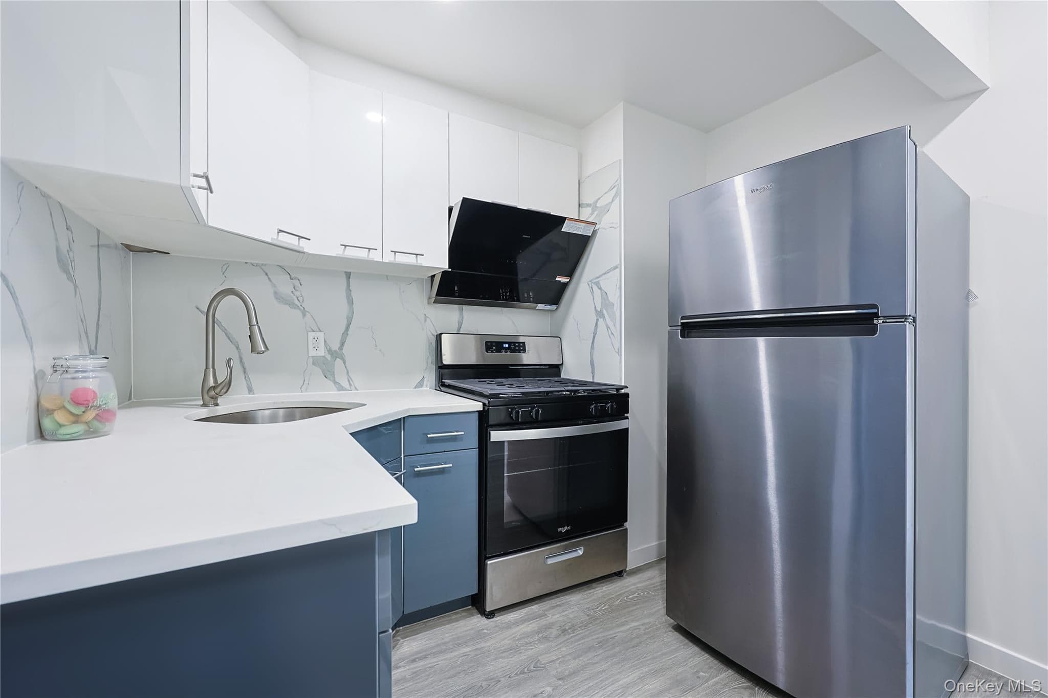 43-30 52nd Street Unit: 3B thumbnail 4