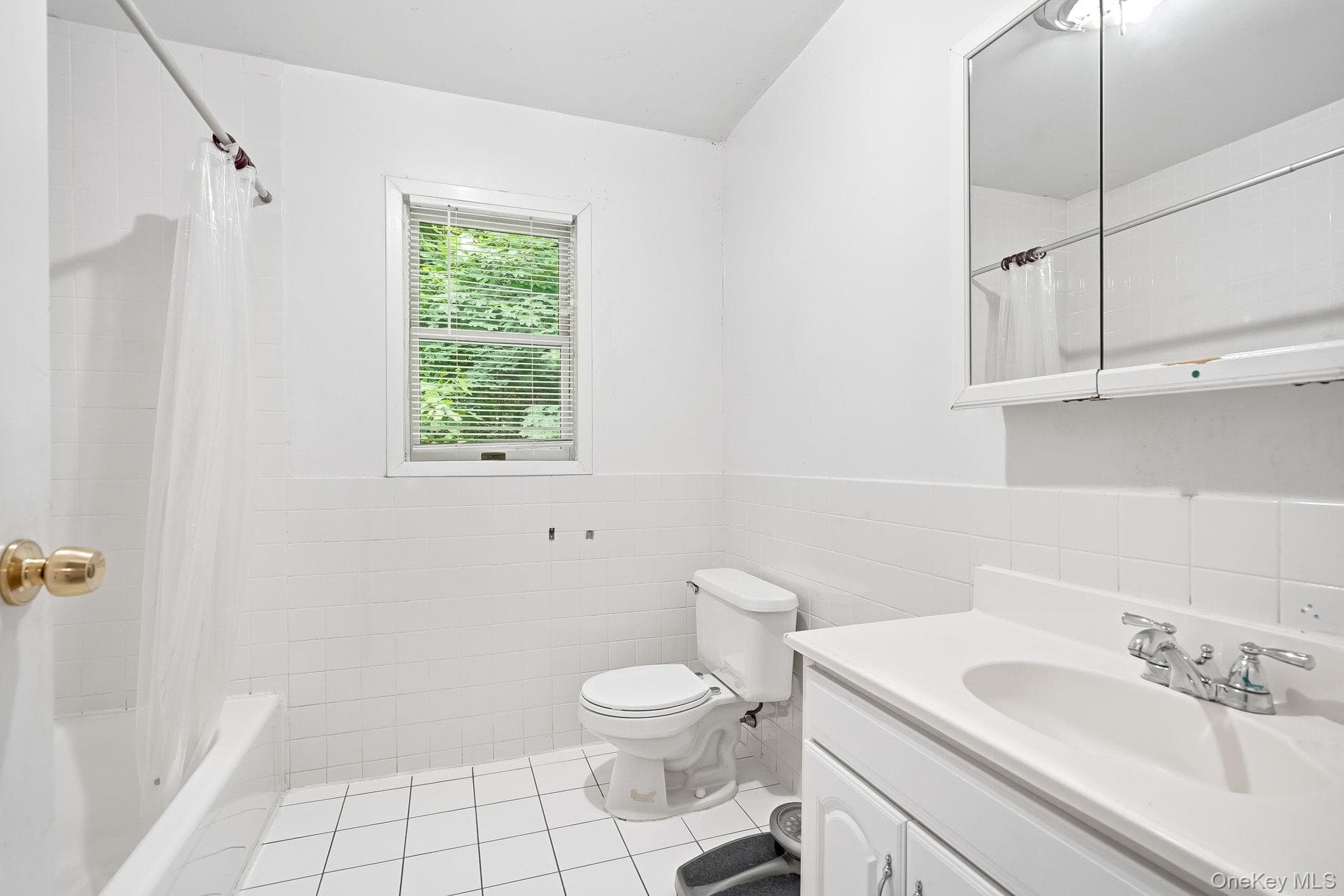 100 Pembrook Drive thumbnail 8