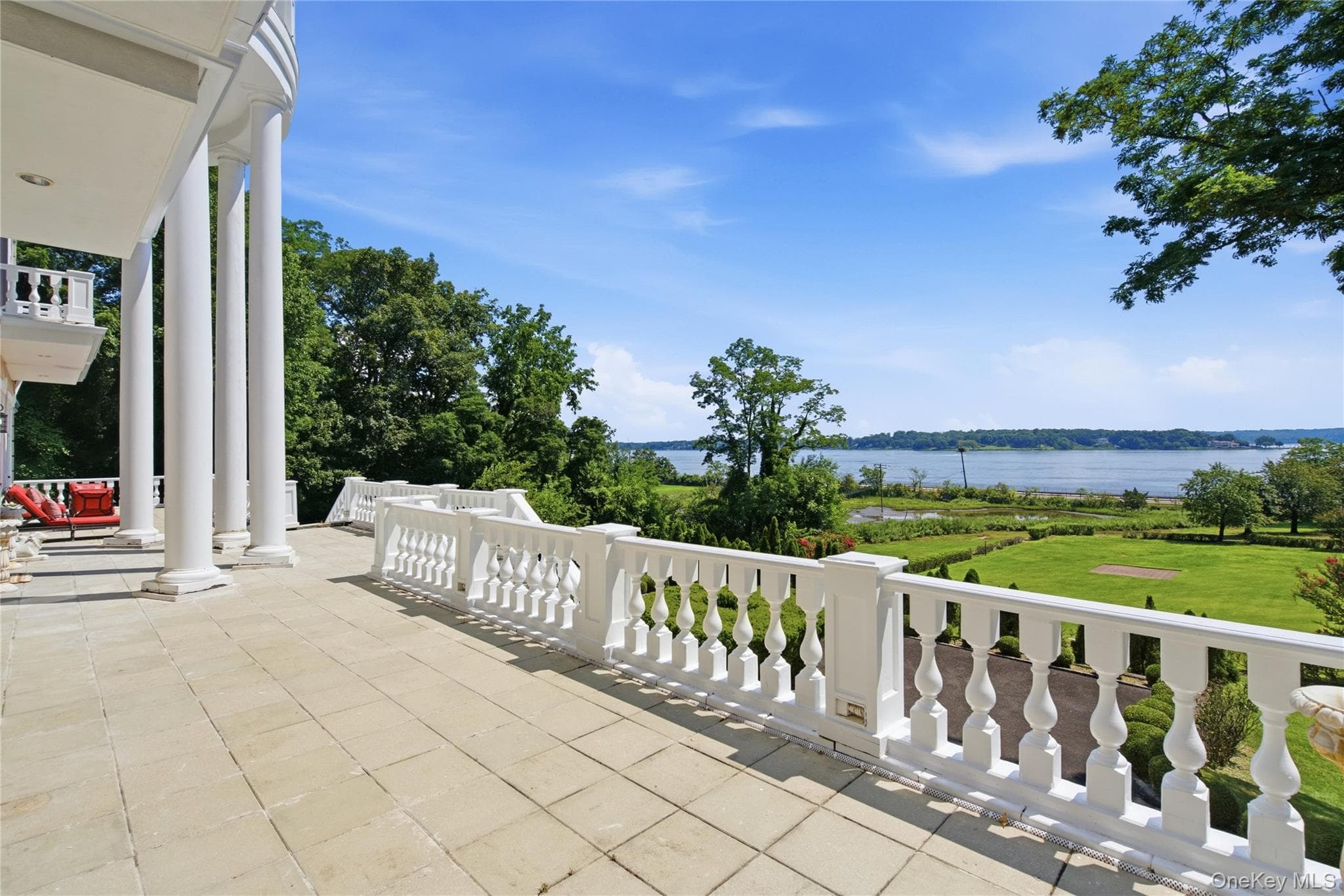 1007 W Shore Road thumbnail 45