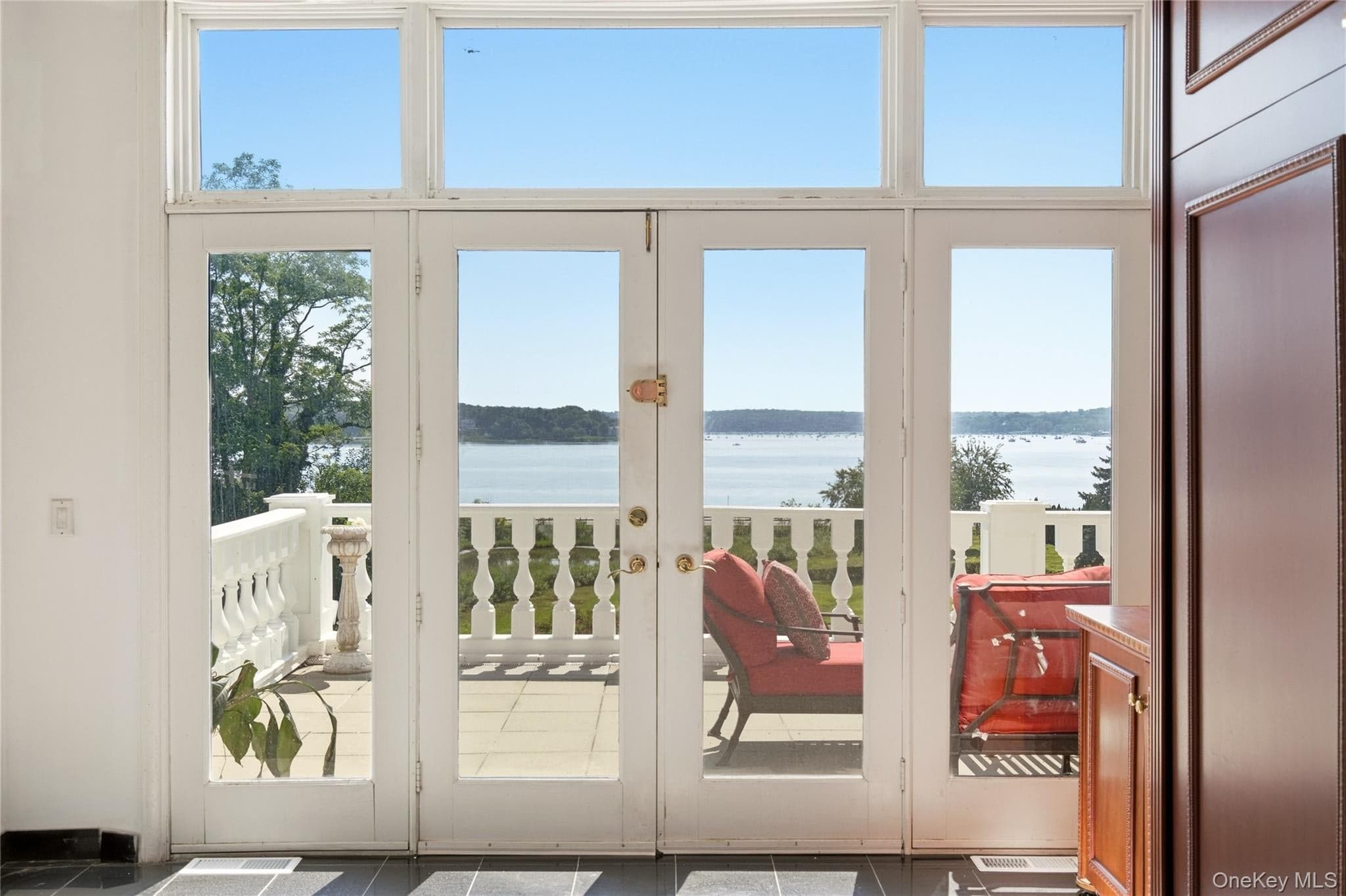 1007 W Shore Road thumbnail 19