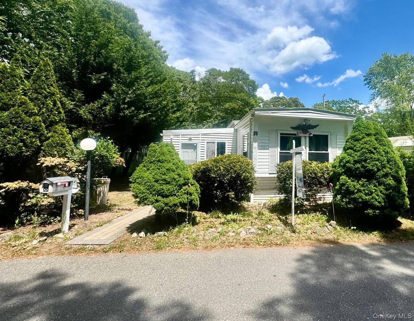 620 #25 Montauk Highway Unit: 25, Westhampton Beach