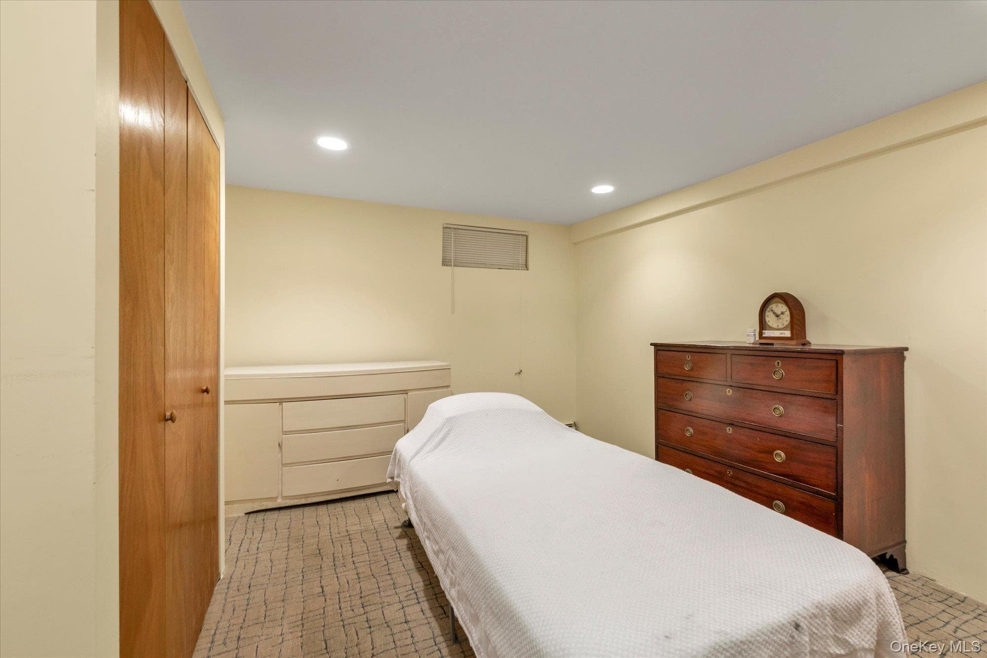 15 Lexington Avenue thumbnail 17