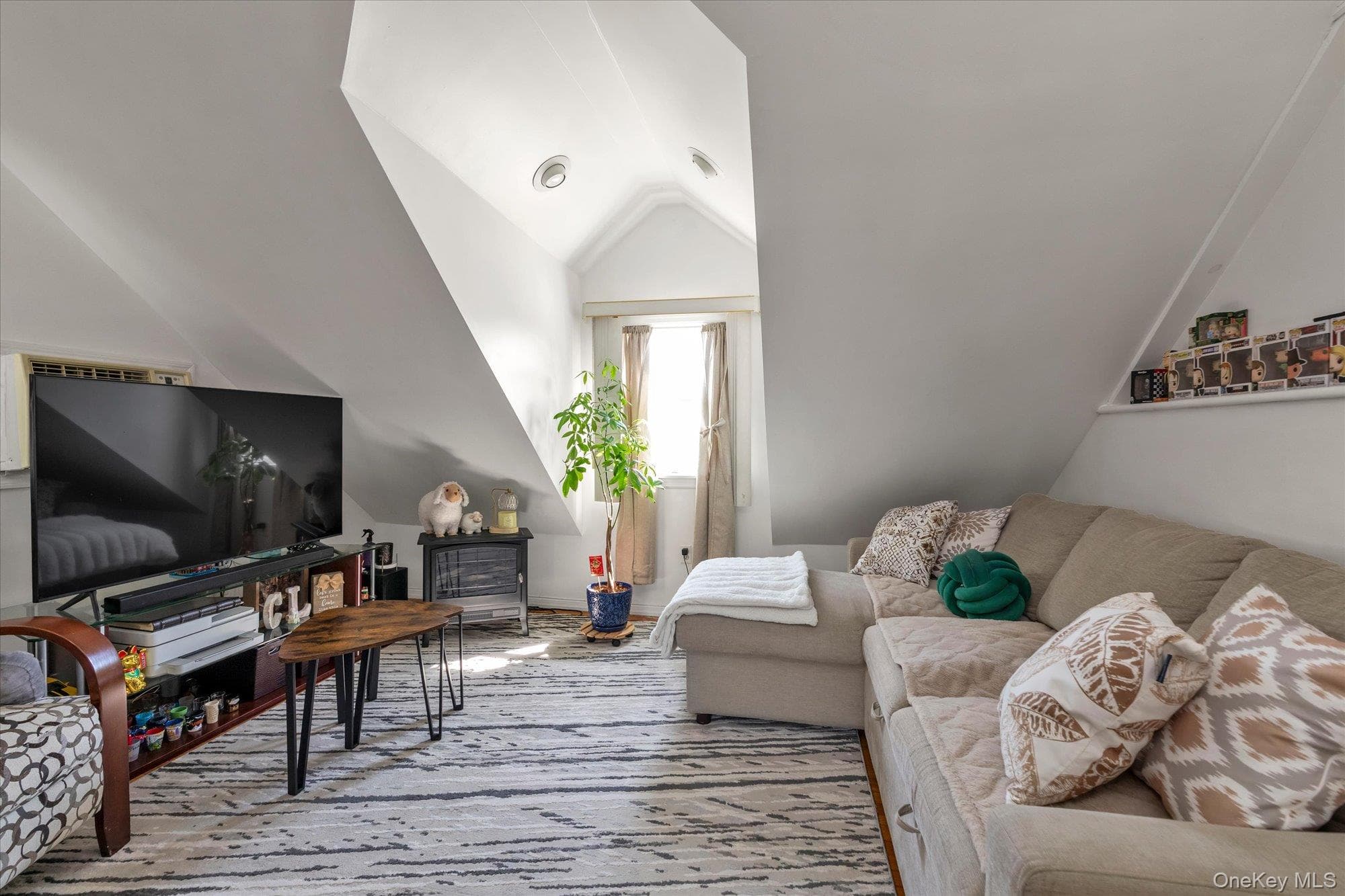 15 Lexington Avenue thumbnail 12