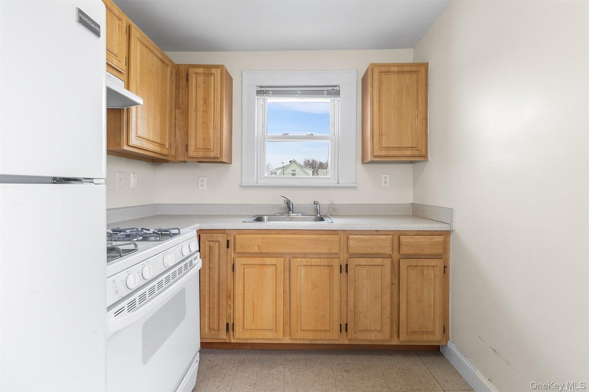 145-51 Arlington Terrace thumbnail 5