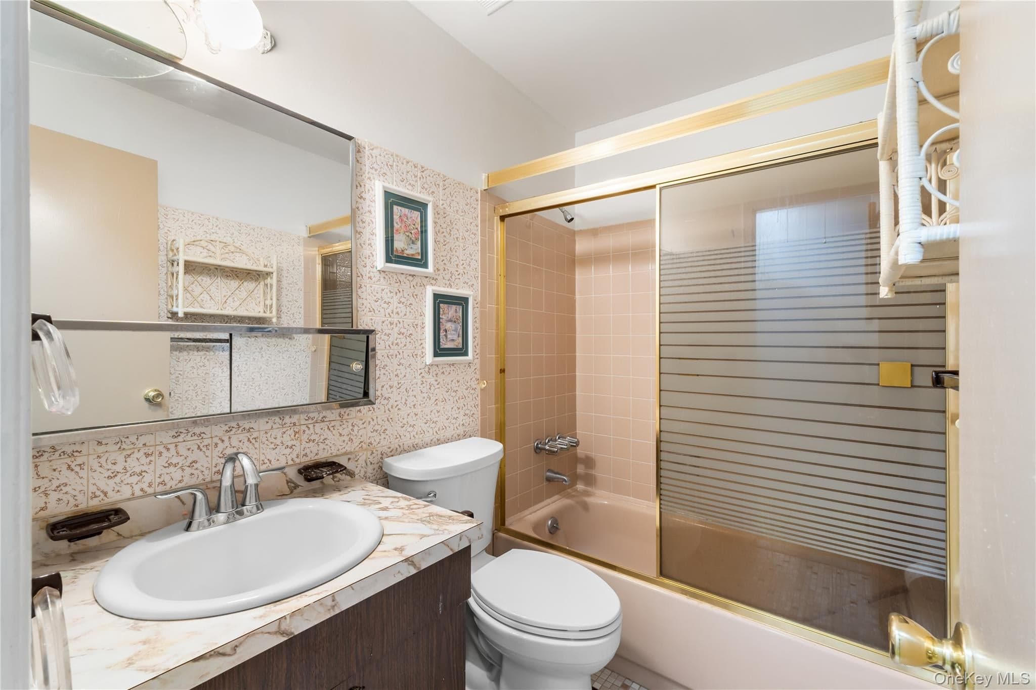 7 Roxbury Court thumbnail 10