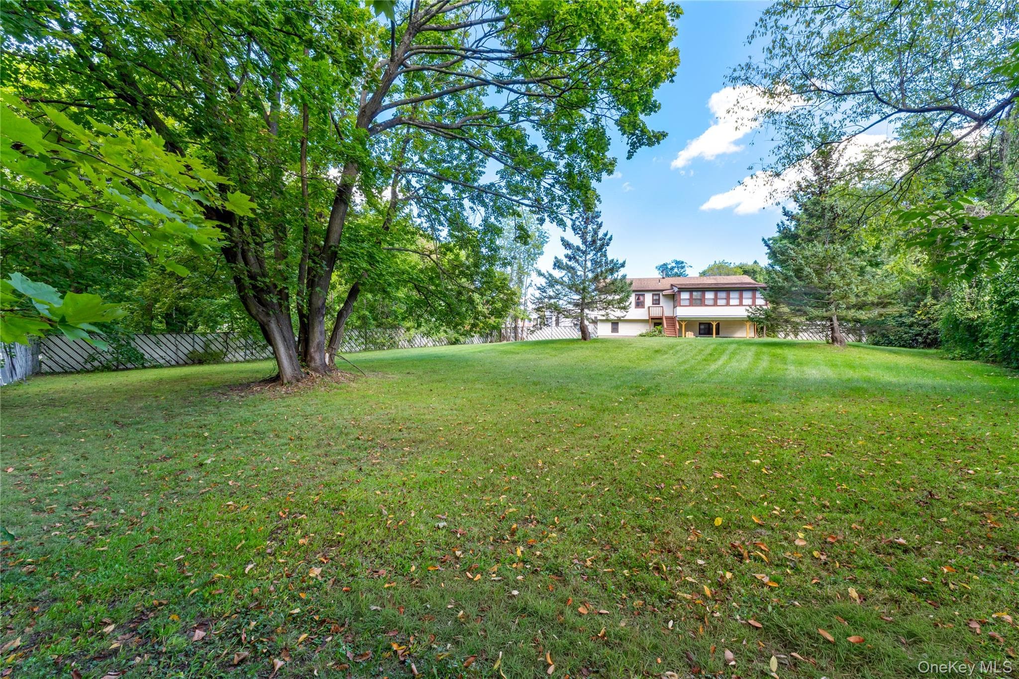 7 Roxbury Court thumbnail 23
