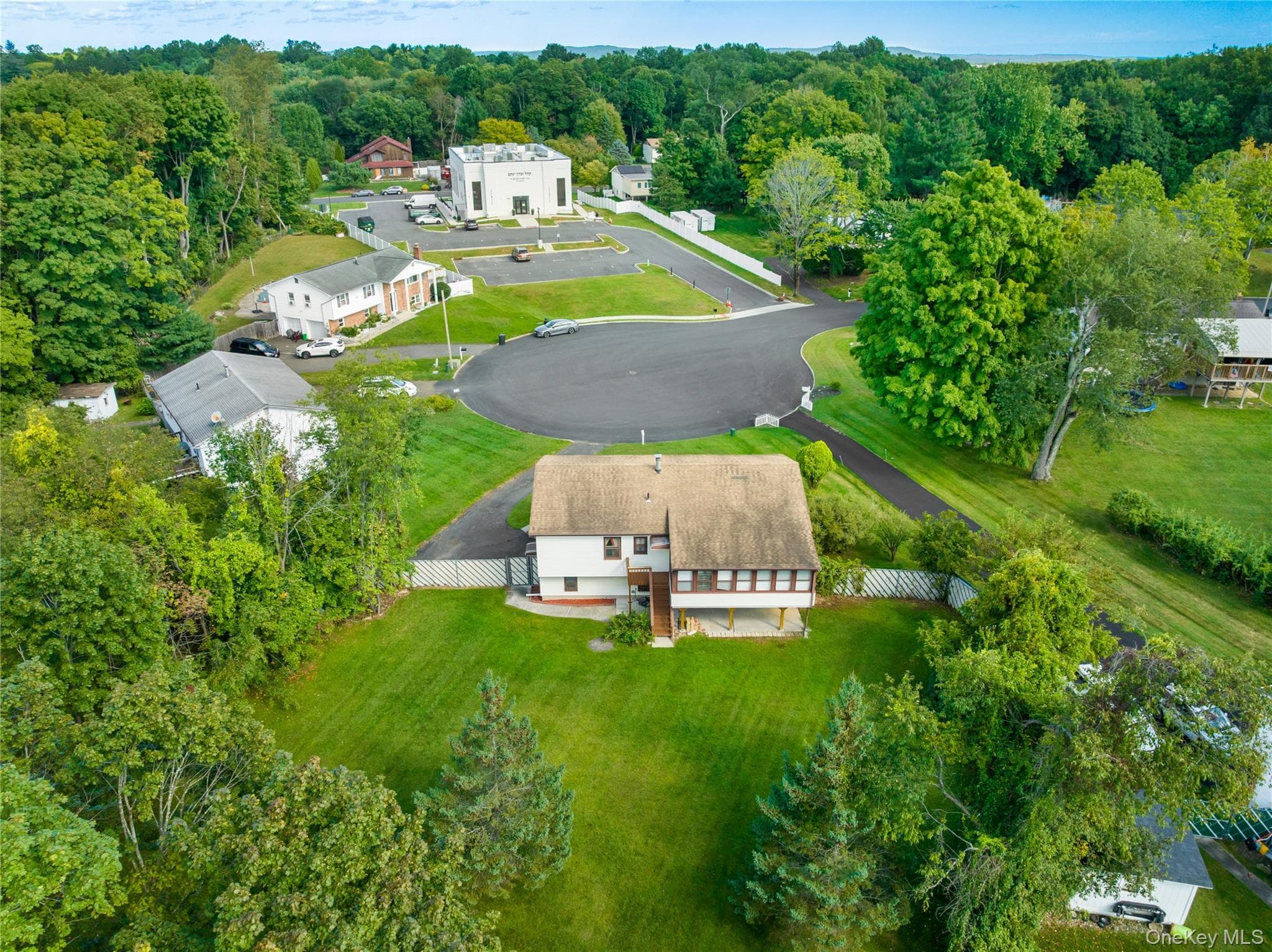 7 Roxbury Court thumbnail 26
