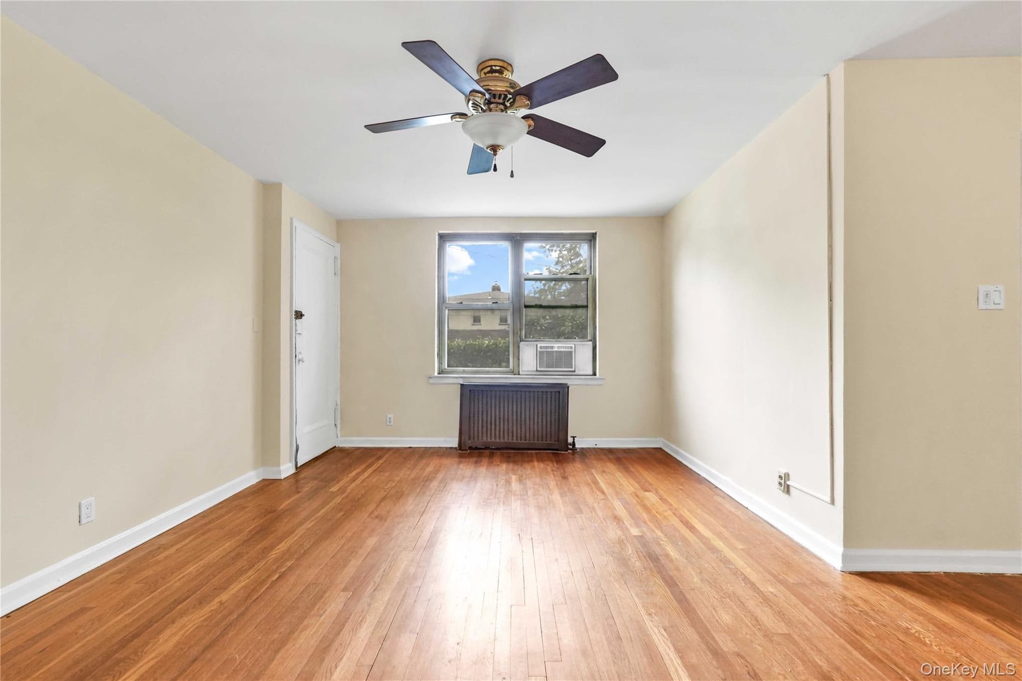 35-14 192nd Street Unit: 1C thumbnail 2