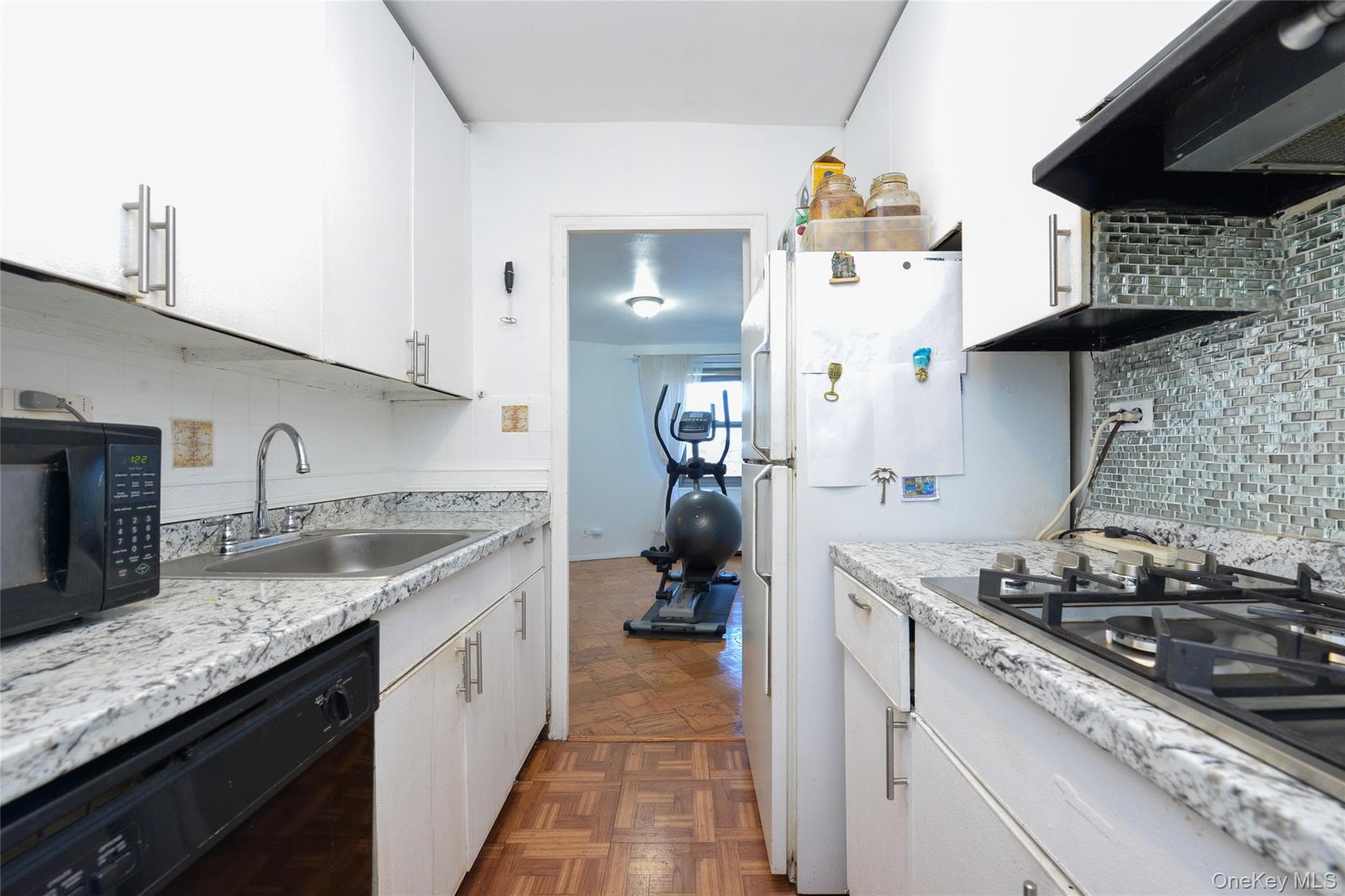 61-20 Grand Central Pkwy Unit: B 508 thumbnail 13