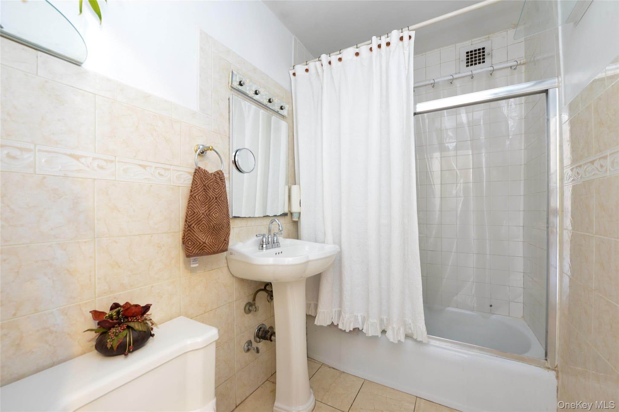 61-20 Grand Central Pkwy Unit: B 508 thumbnail 15