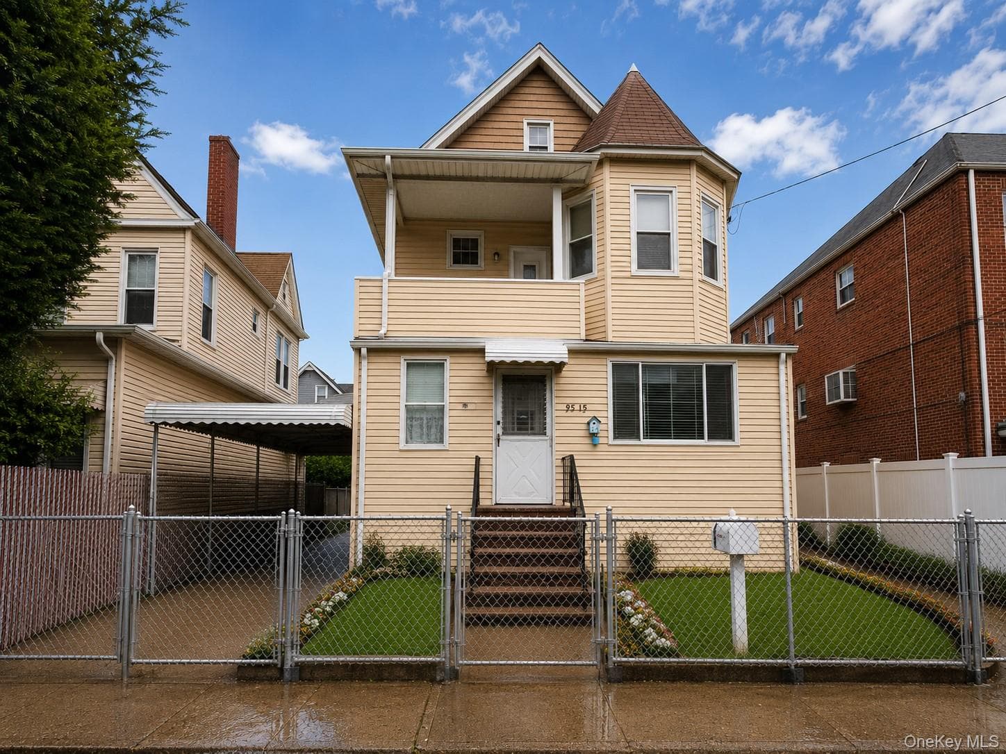 95-15 118th Street, Richmond Hill S.