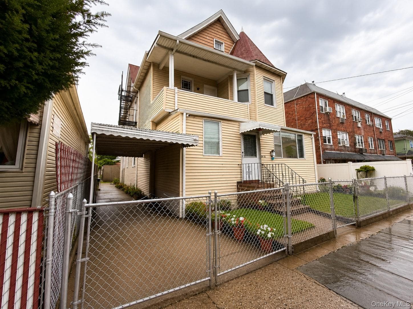 95-15 118th Street thumbnail 2