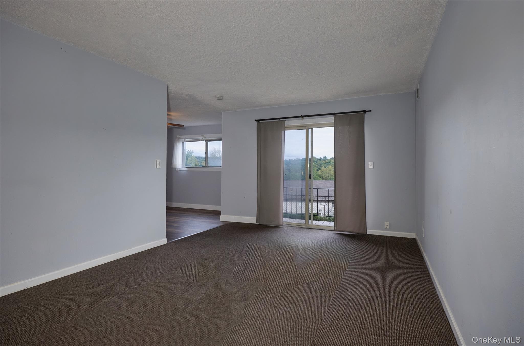 26 Cooper Road Unit: 205 thumbnail 5